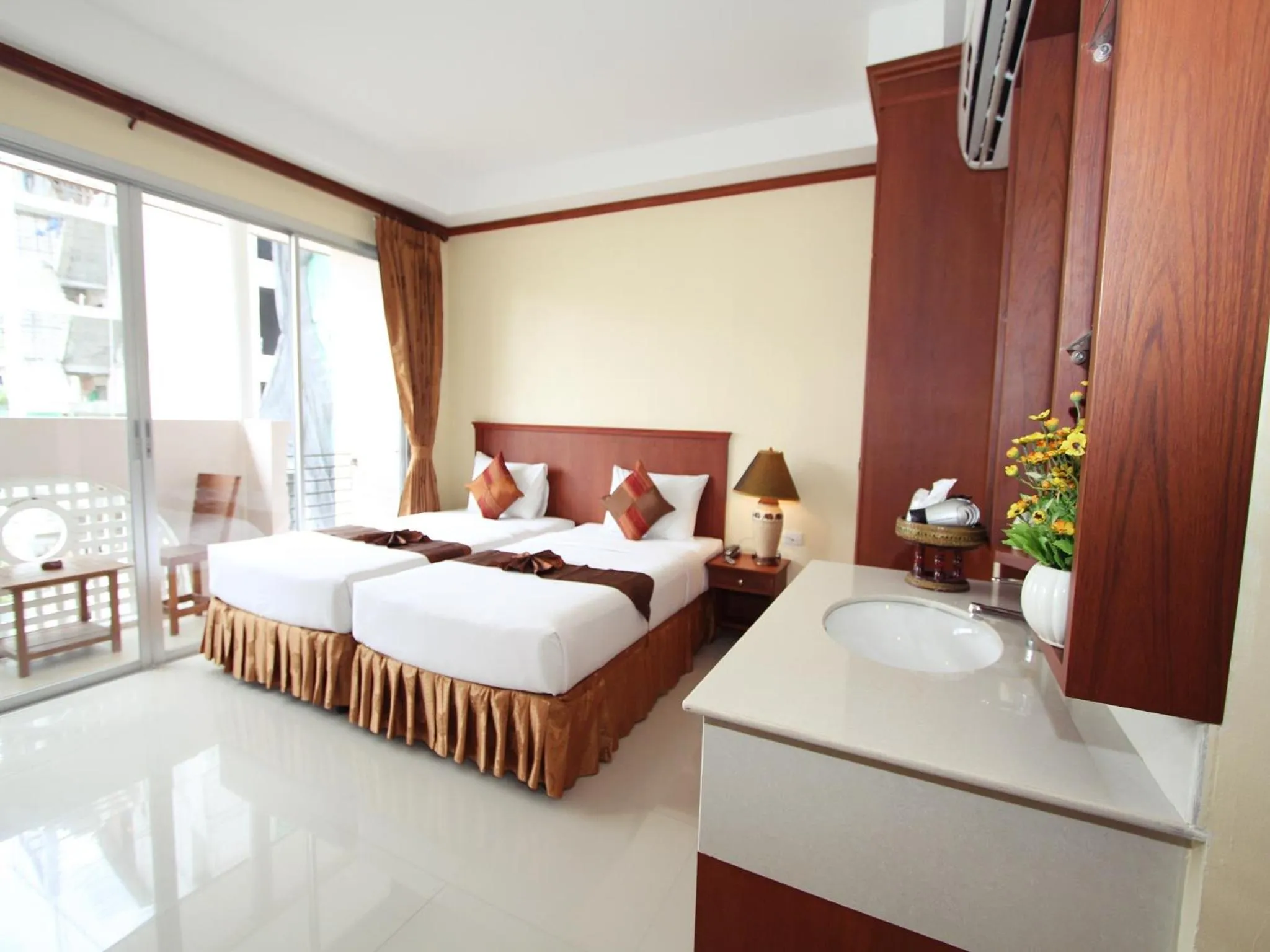 Bedroom, Bed in The Orchid House - SHA Extra Plus