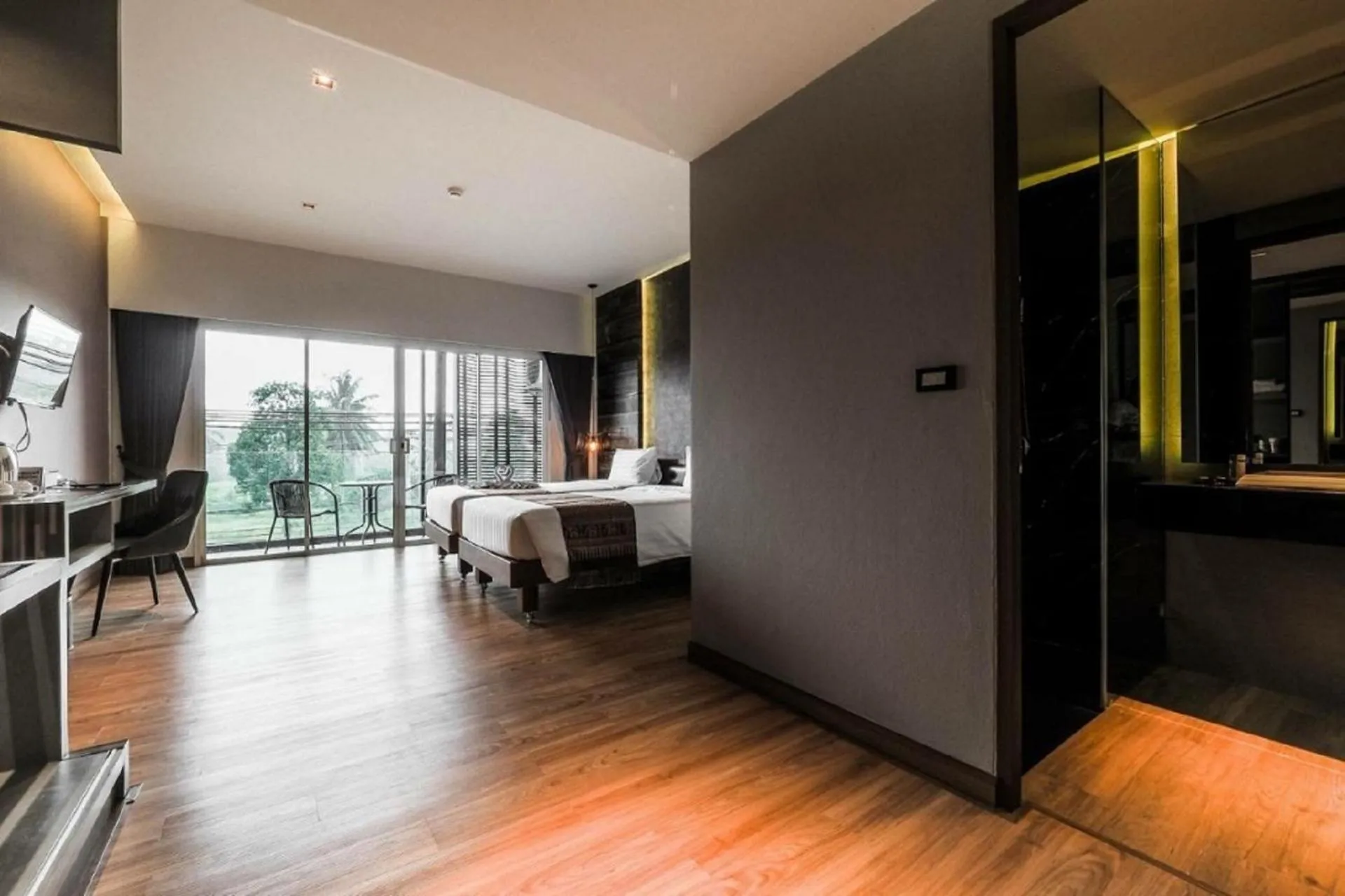 City view, Bed in The Glory Gold