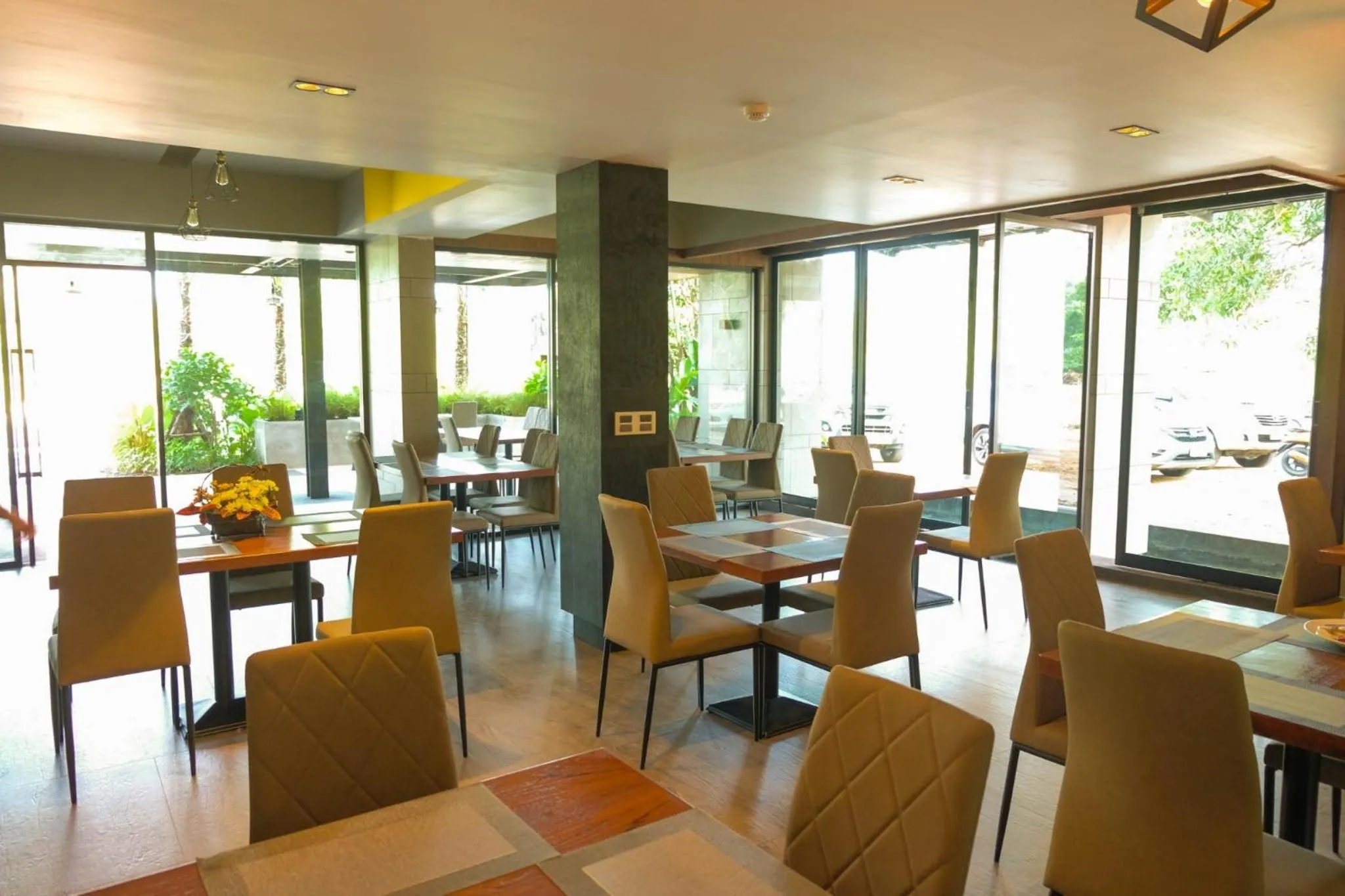 Dining area in The Glory Gold