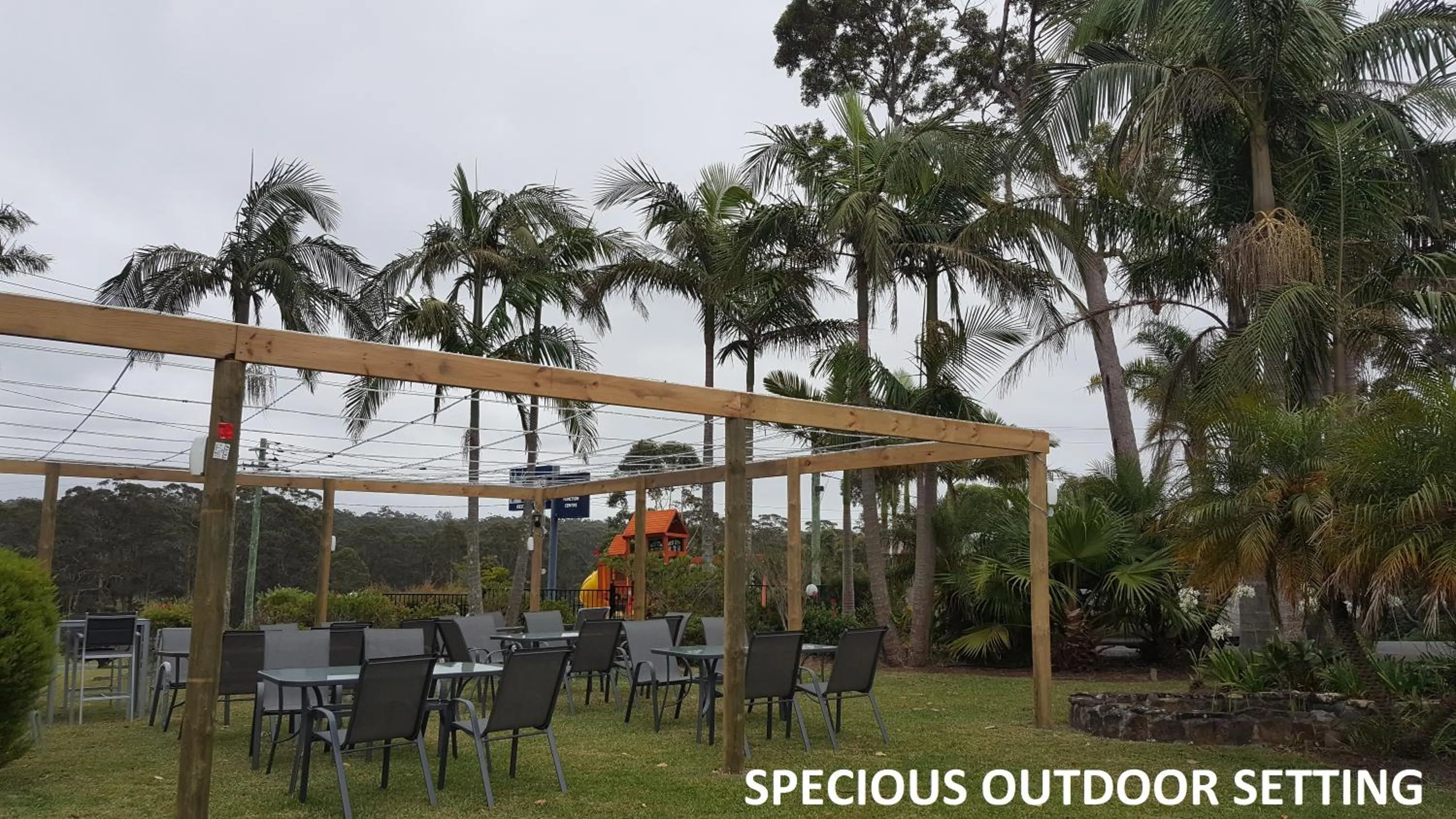 Patio in Tabourie Lake Motor Inn