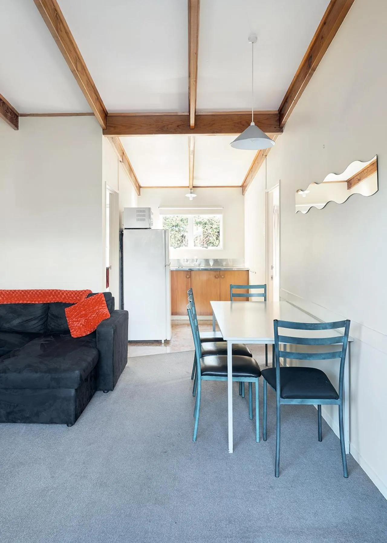 Kitchen or kitchenette in Mercury Bay Holiday Park