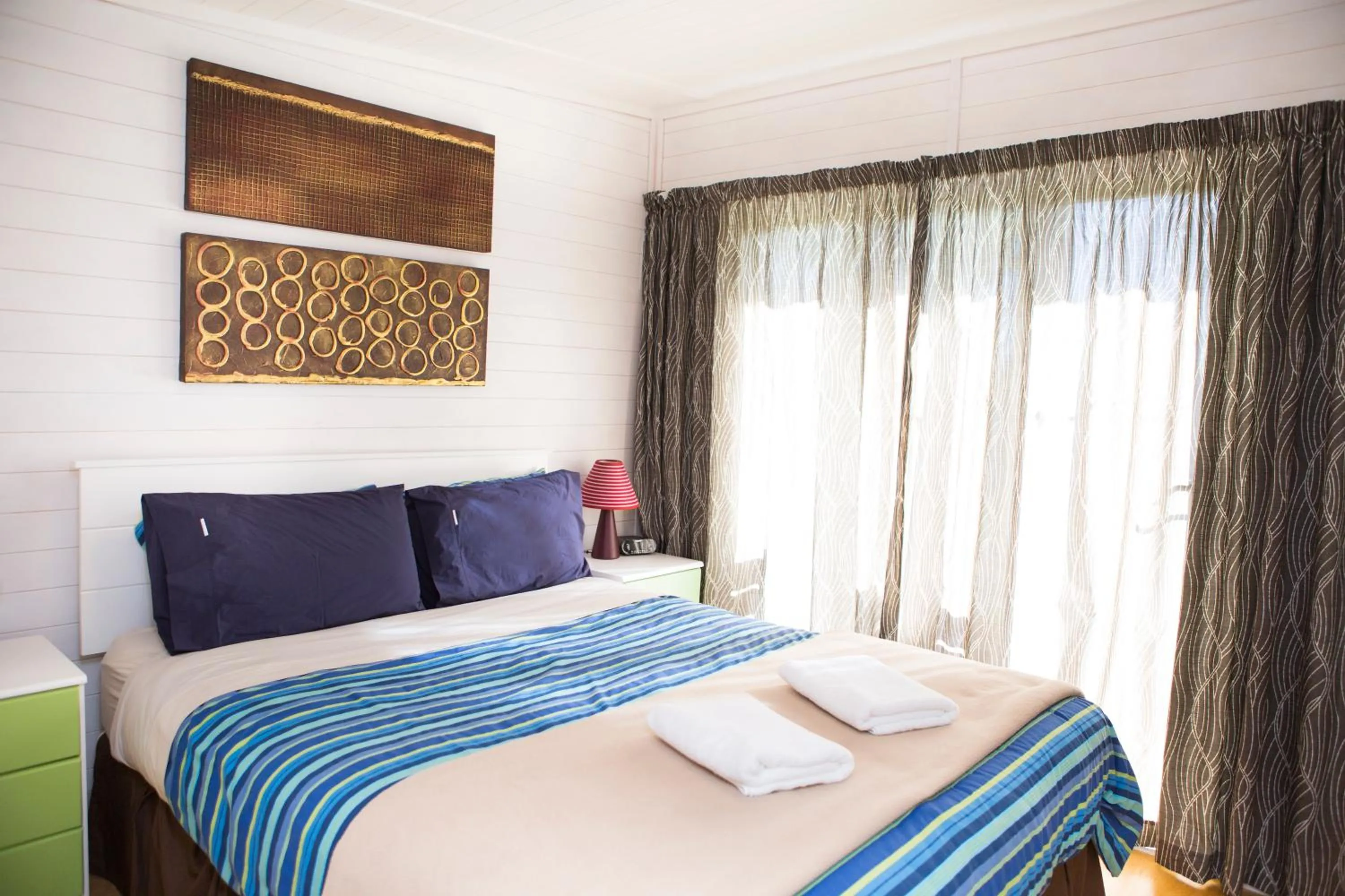 Bed in Mercury Bay Holiday Park