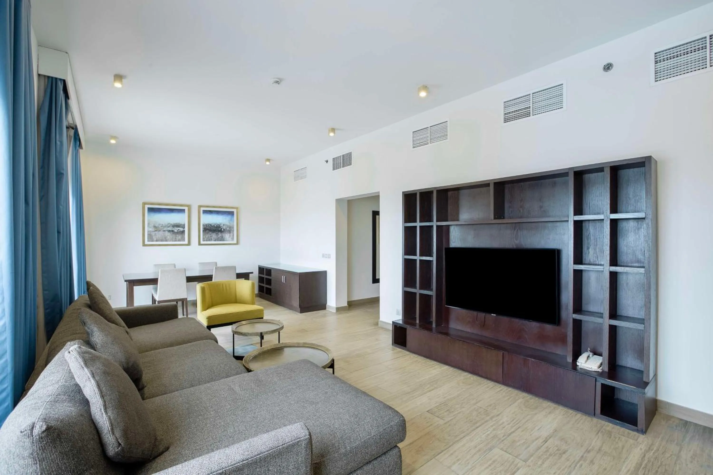 Photo of the whole room in Radisson Blu Resort, Fujairah