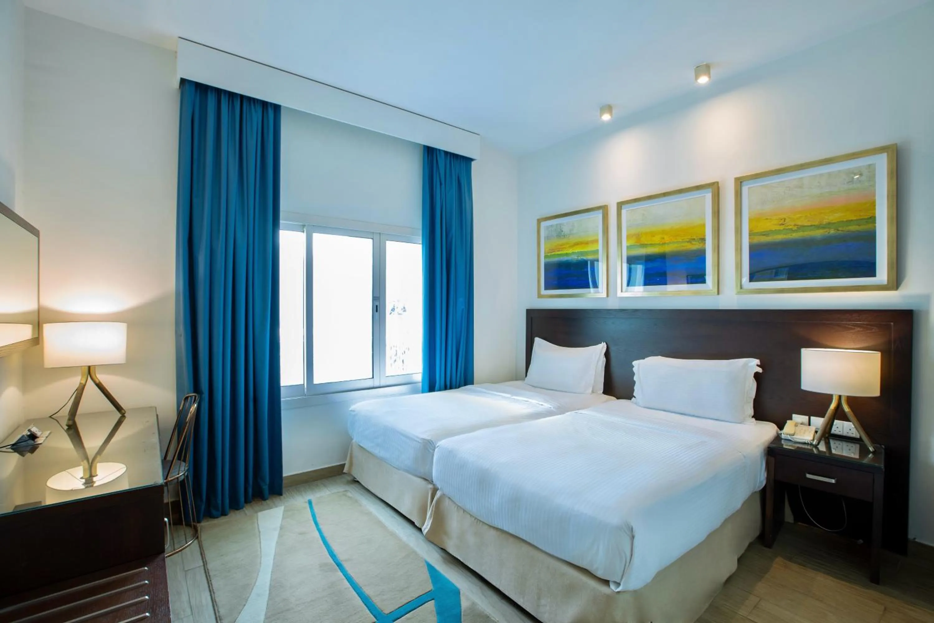 Bedroom, Bed in Radisson Blu Resort, Fujairah