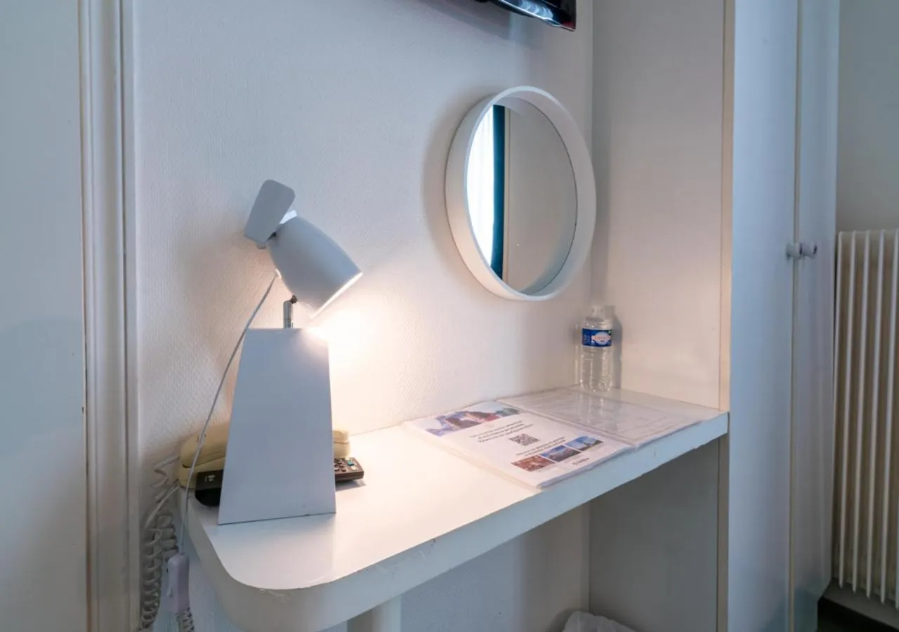 Bedroom in Nouvel Hôtel