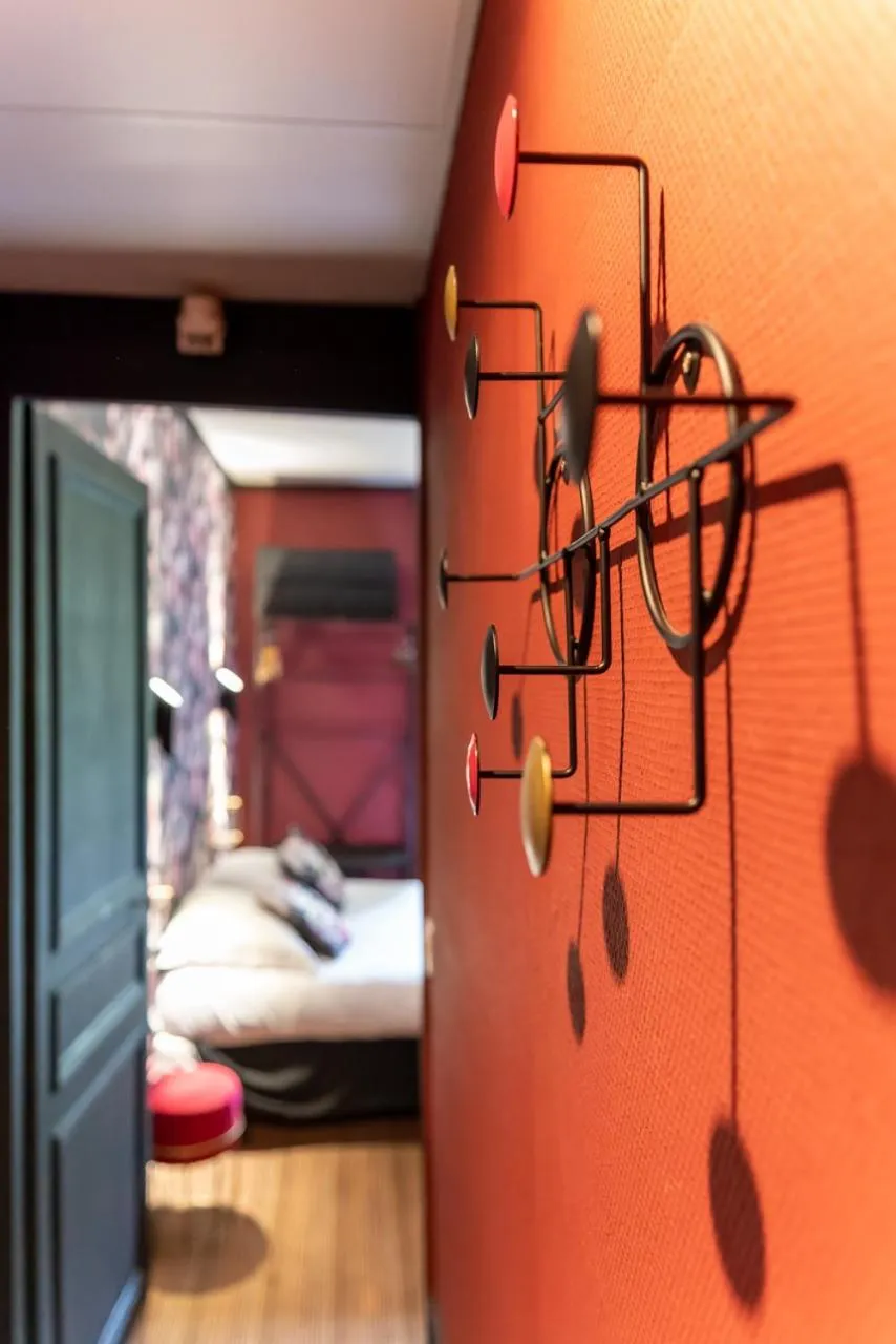 Bedroom, Bed in Nouvel Hôtel