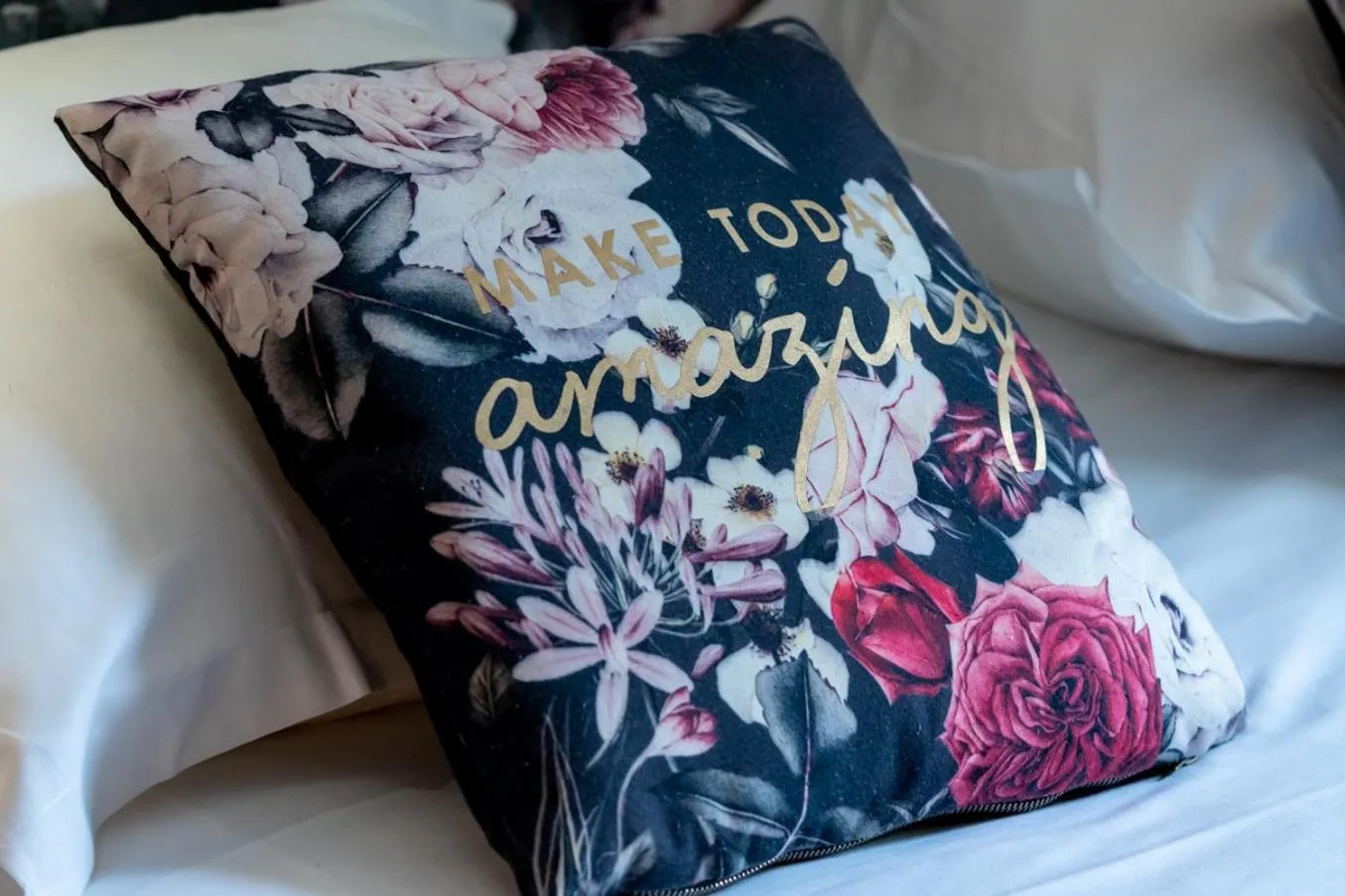 Bedroom, Bed in Nouvel Hôtel