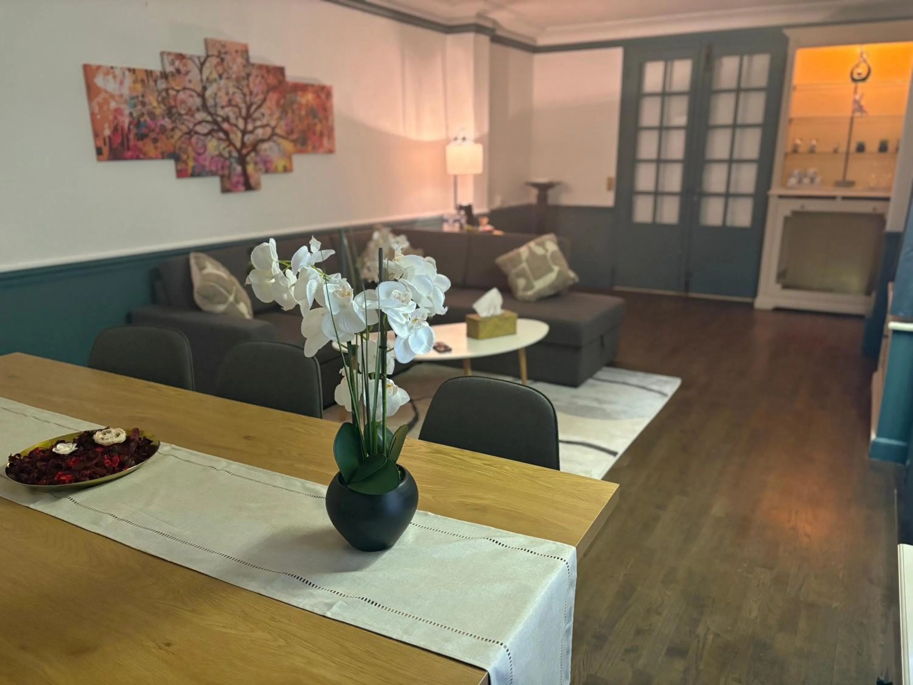 Seating area in Nouvel Hôtel