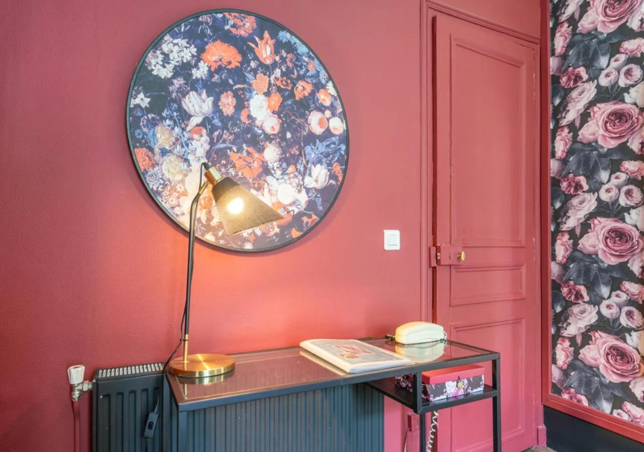 Bedroom in Nouvel Hôtel