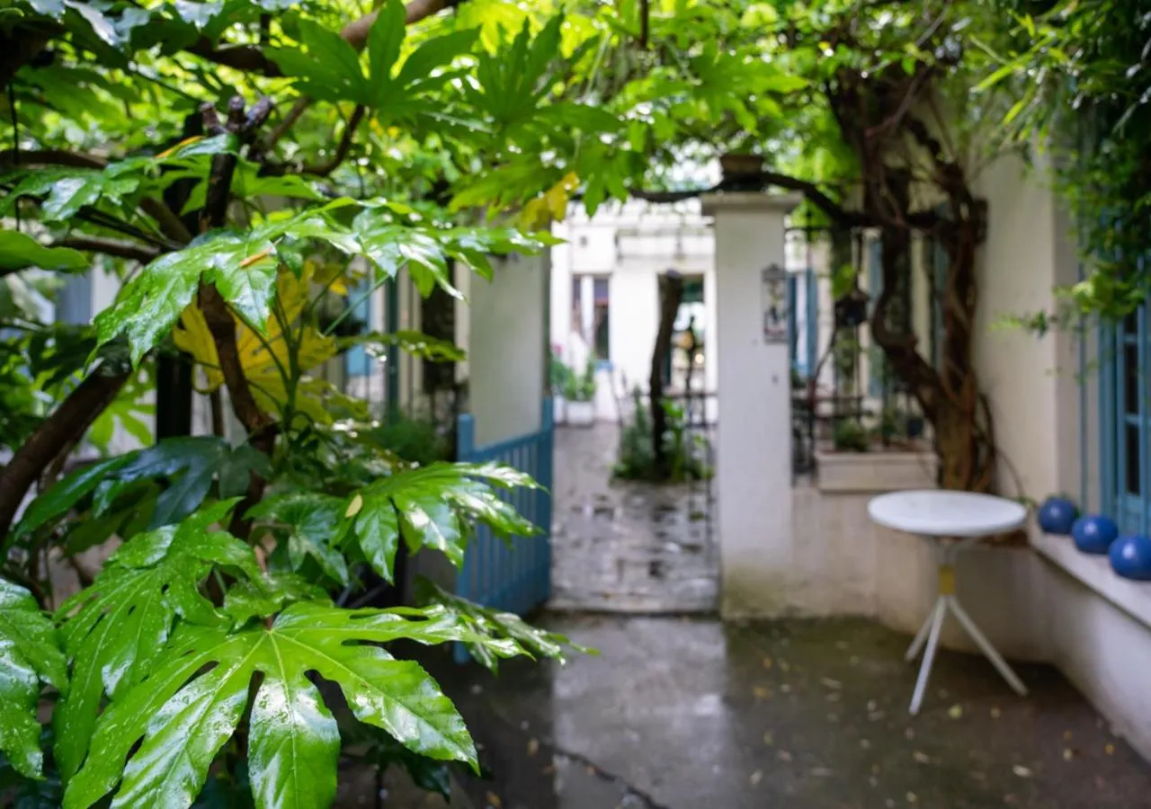 Garden in Nouvel Hôtel