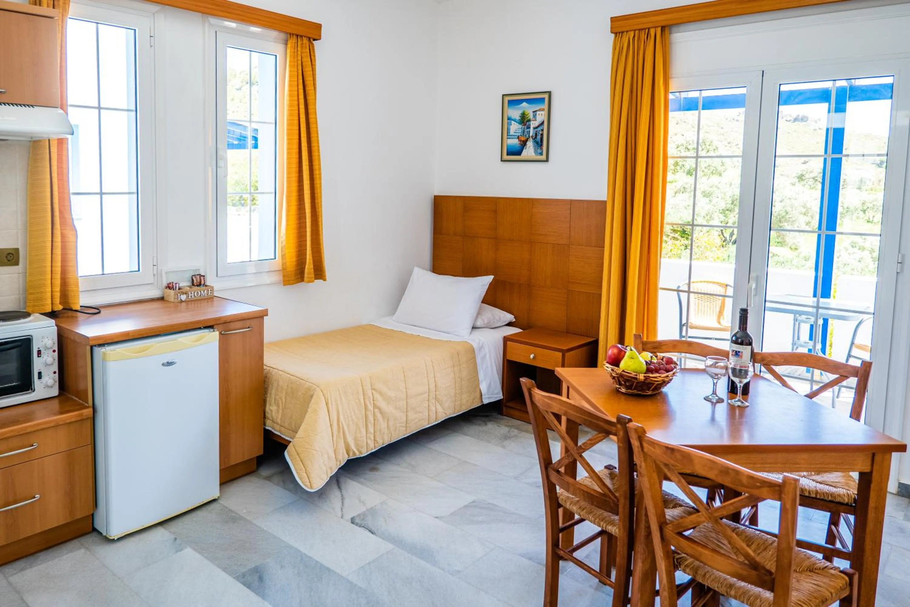 Photo of the whole room, Bed in Anna Ageliki