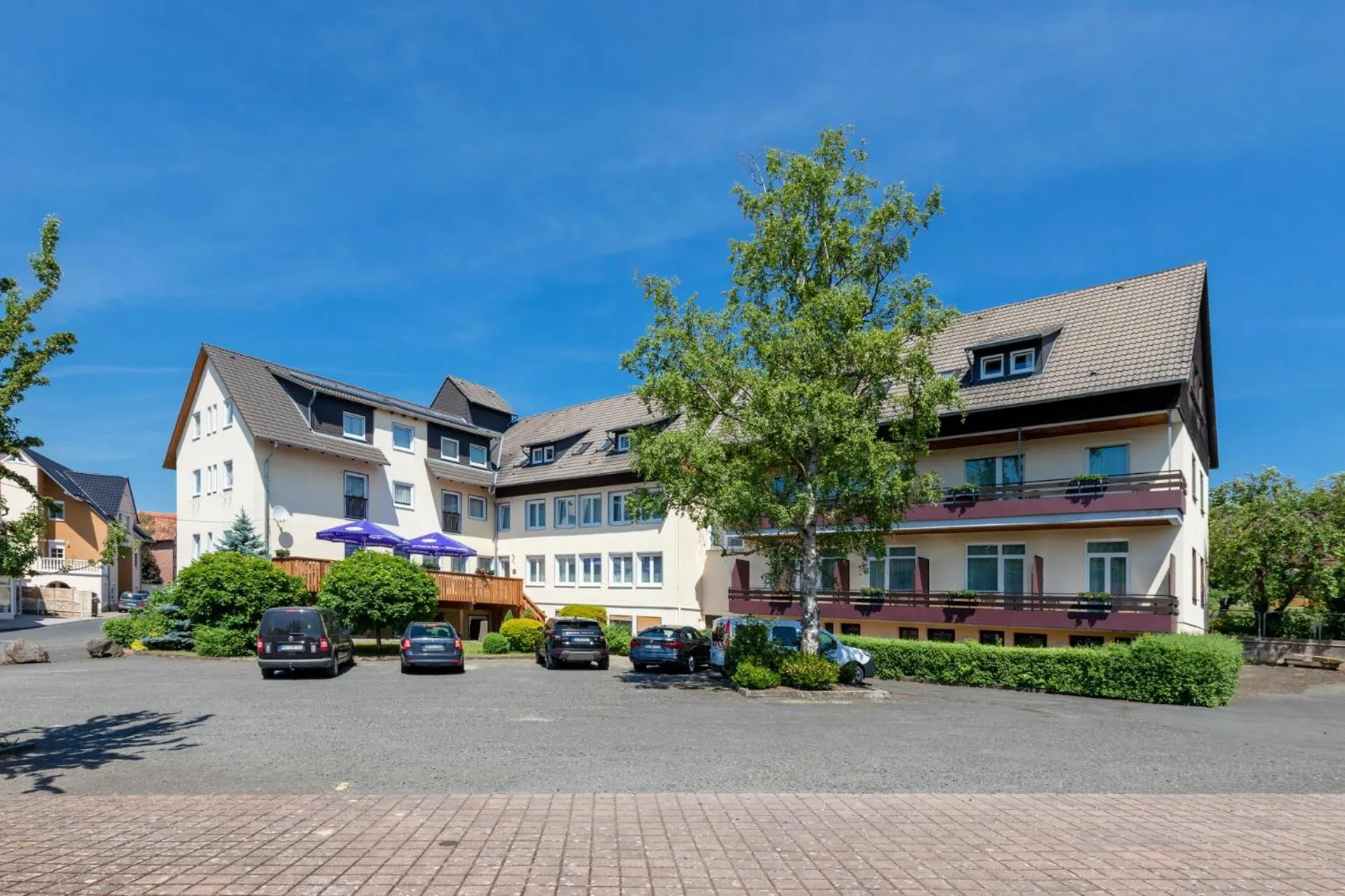 Property building in Hotel Eydt Kirchheim