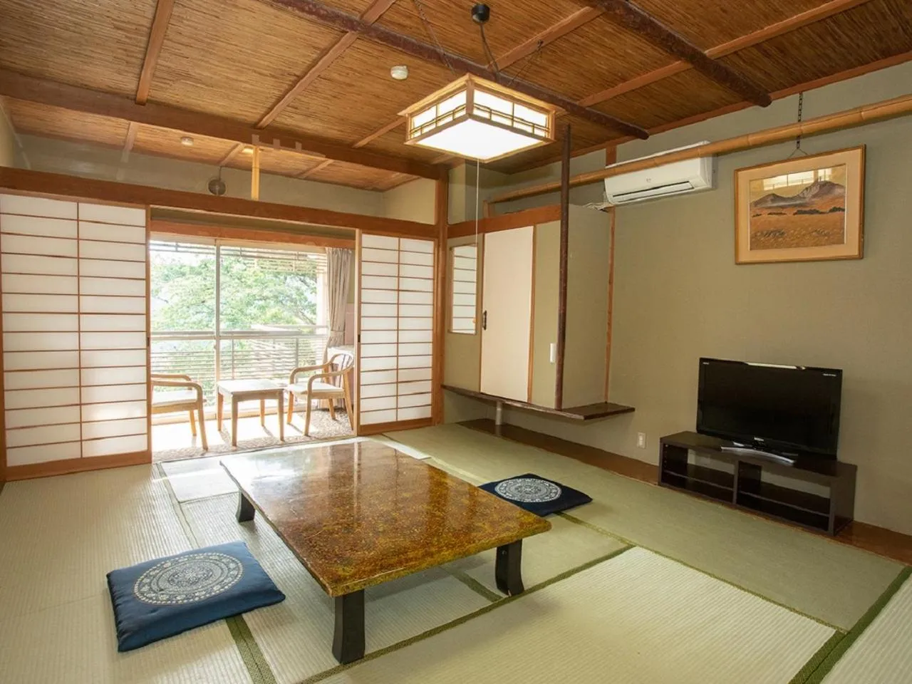 Photo of the whole room in Hotel Okukujikan