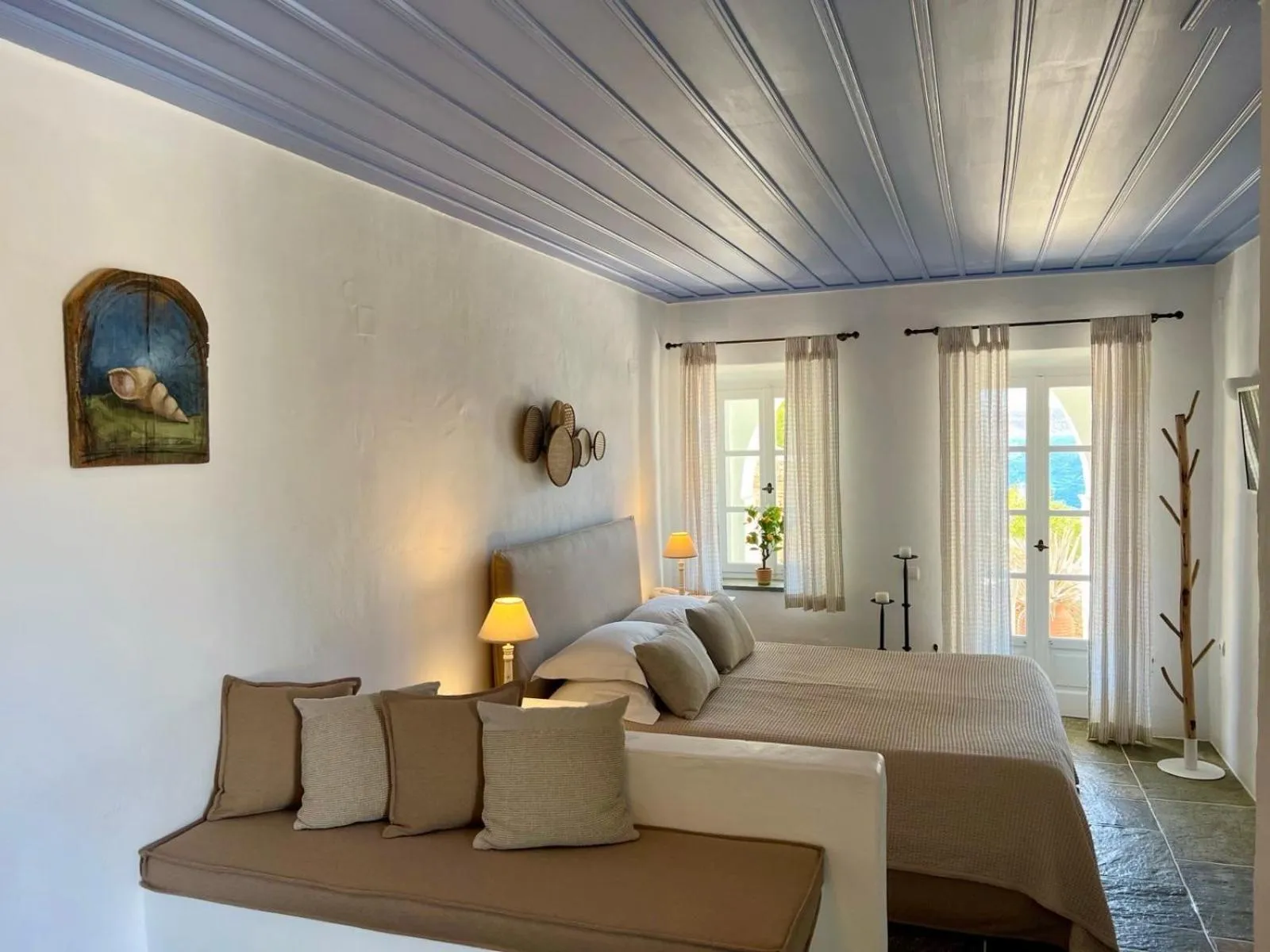 Bed in Niriedes Hotel