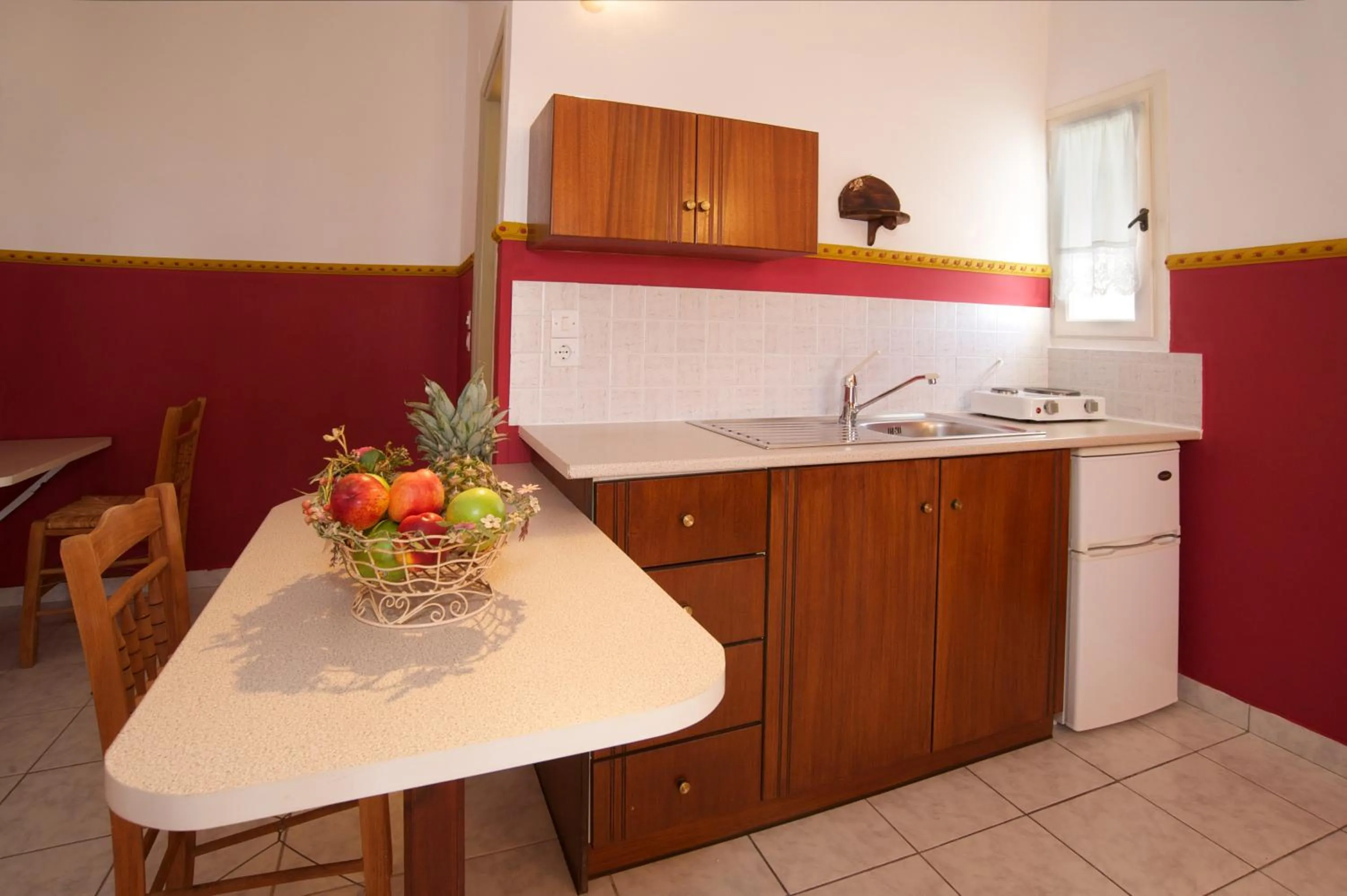 Kitchen or kitchenette in Nostos