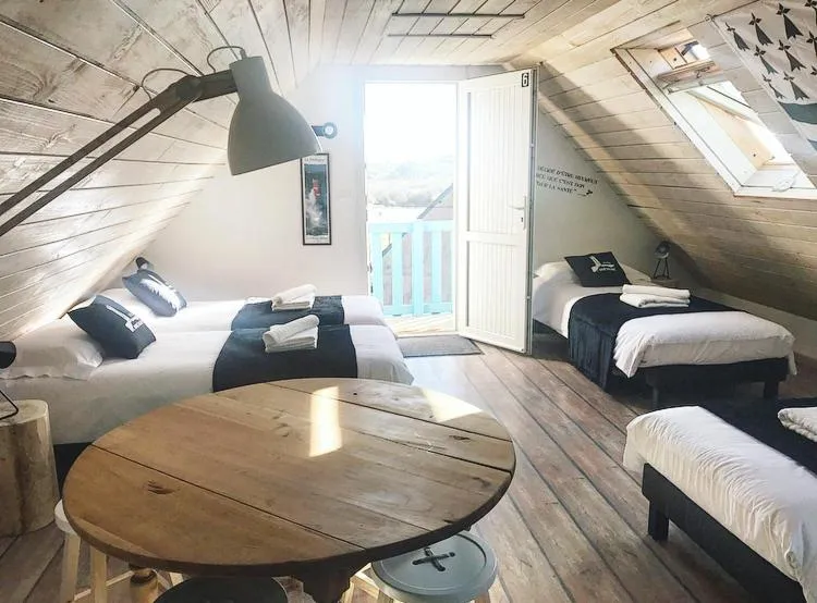 Bed in Île ô des capucins