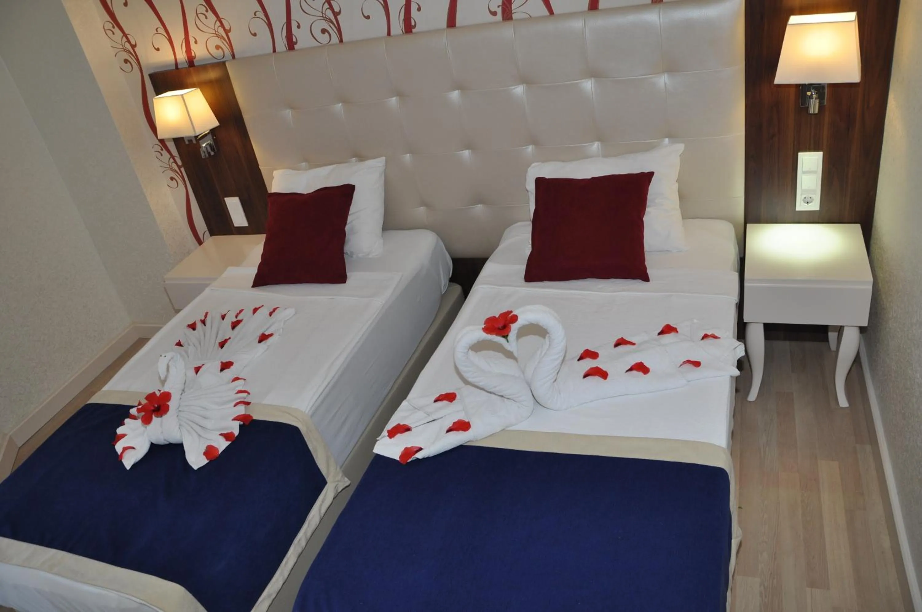 Decorative detail, Bed in Kleopatra Micador Otel