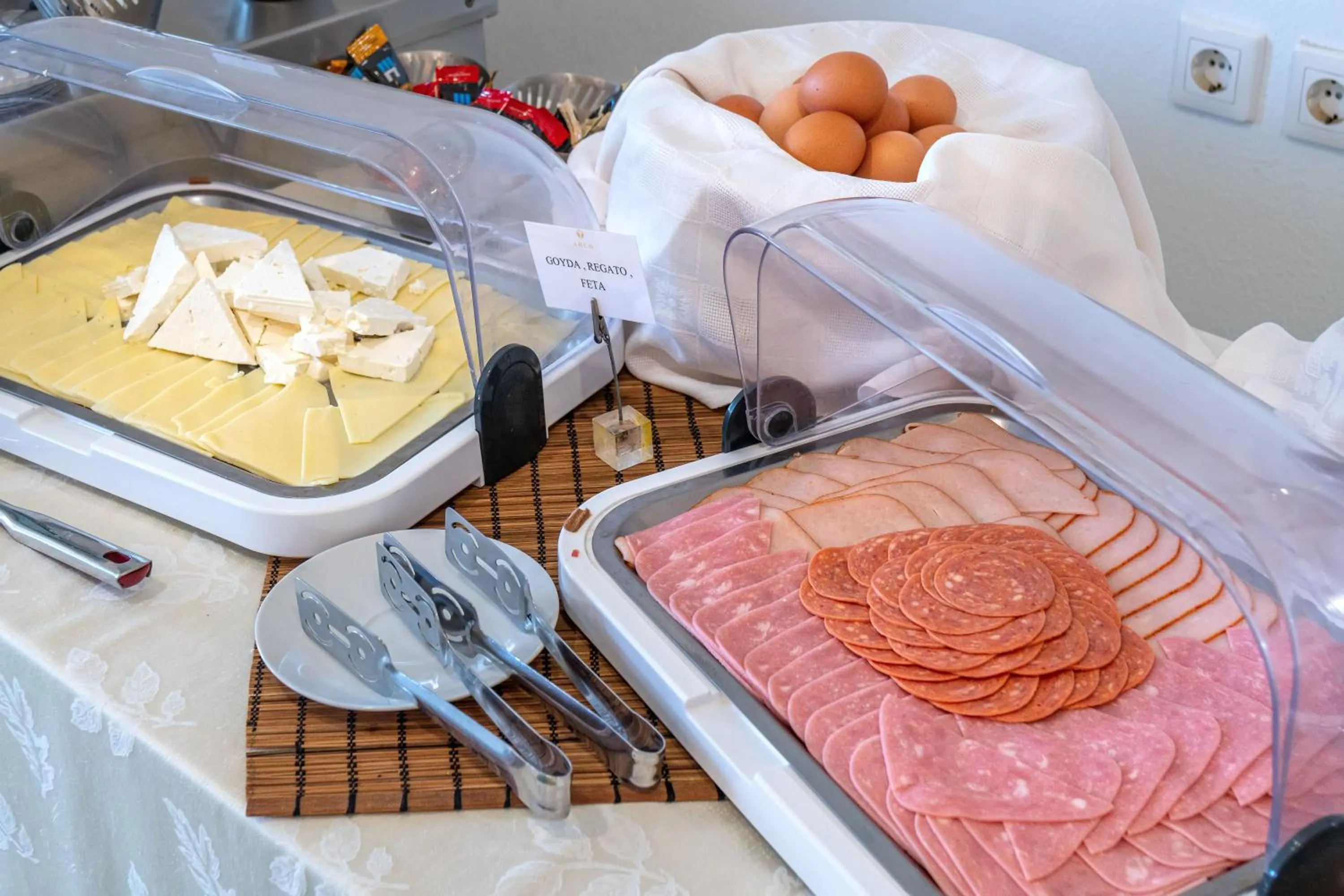 Food in Arco Beach Hotel