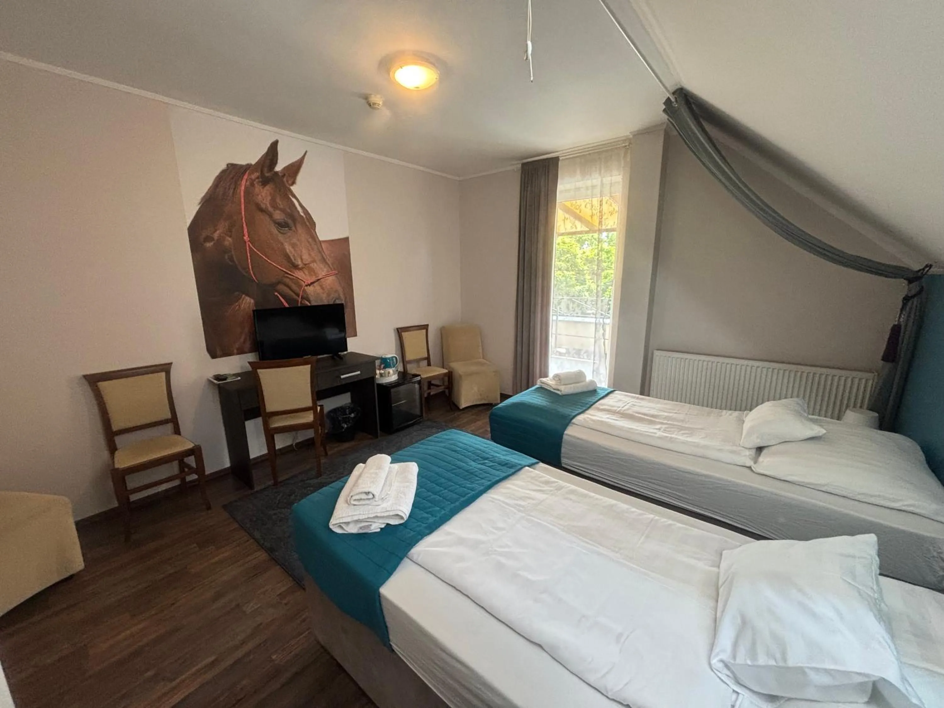 Caballus Lovasmajor Panzió