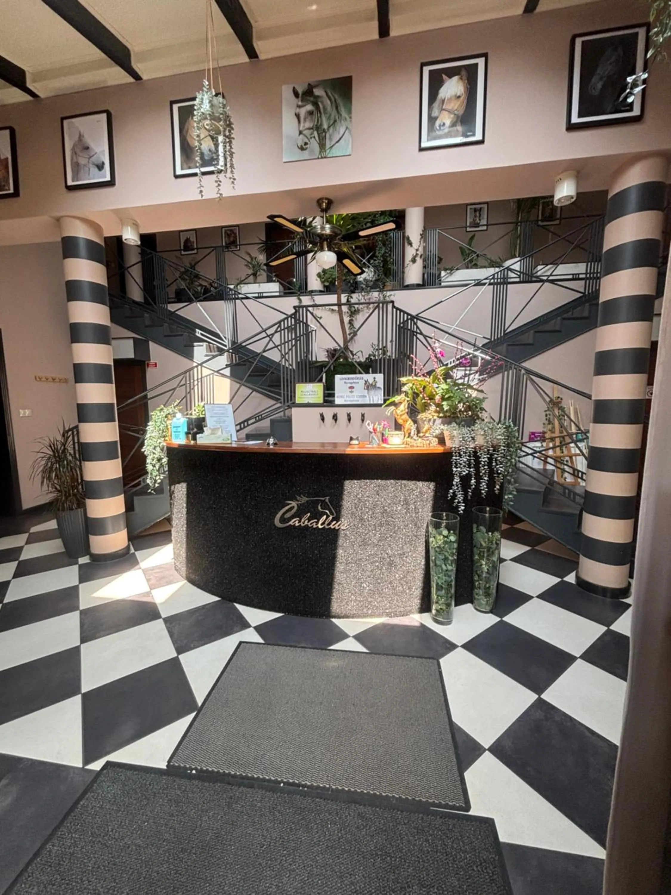 Caballus Lovasmajor Panzió