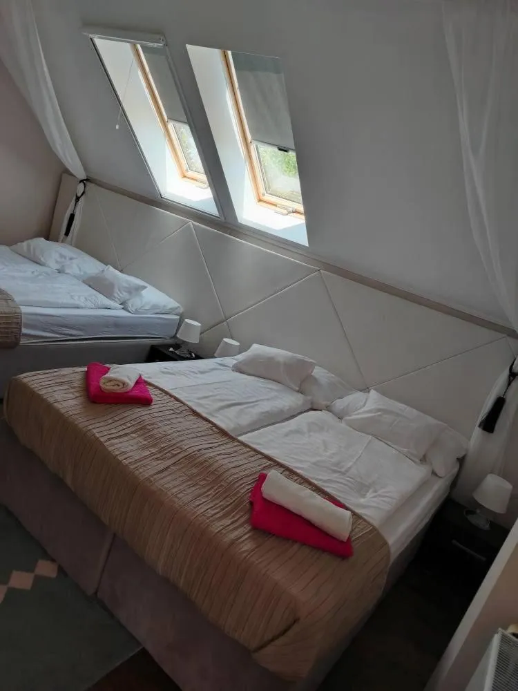 Caballus Lovasmajor Panzió