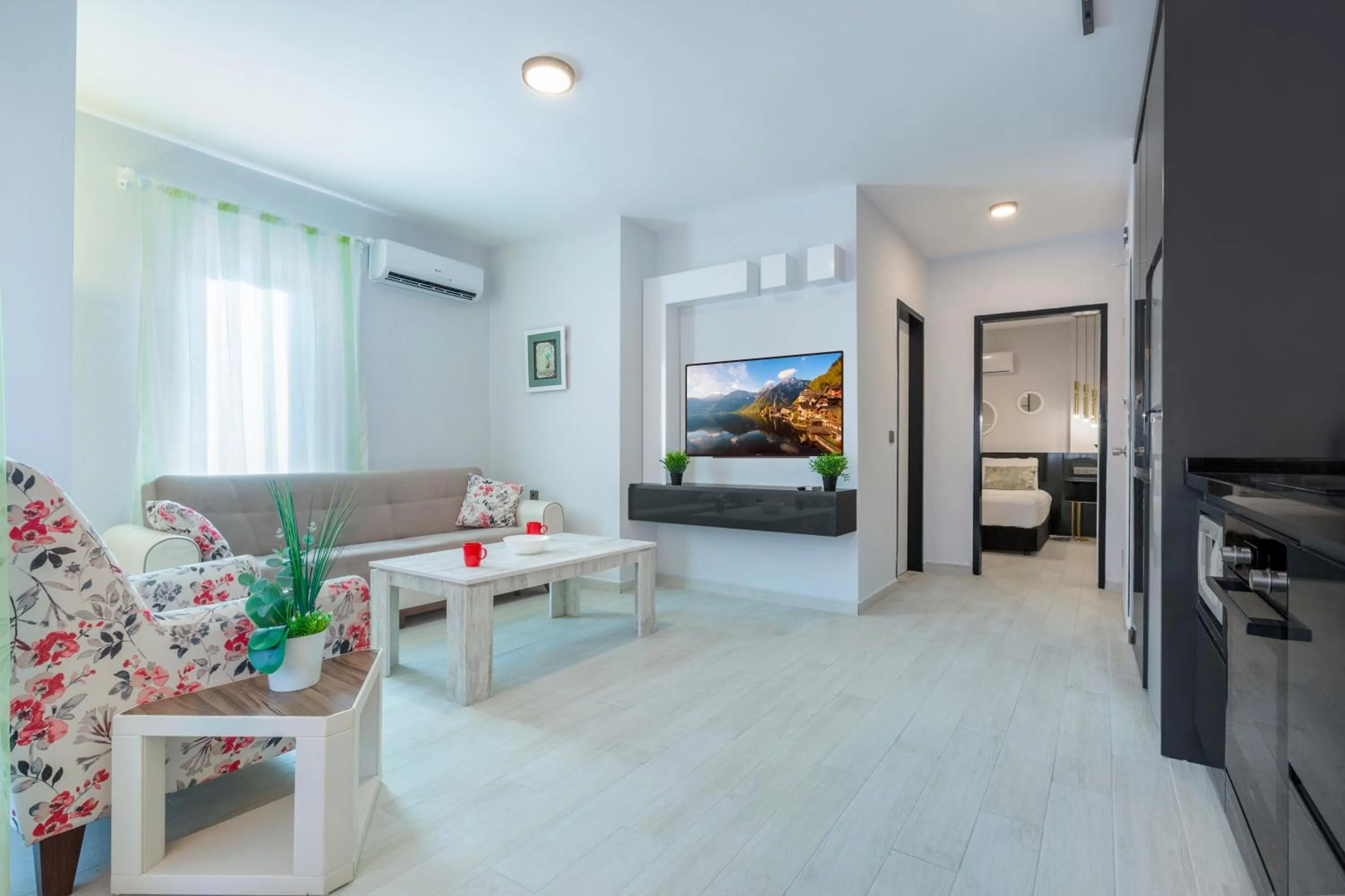 Living room, Bed in Twin Apart Hotel