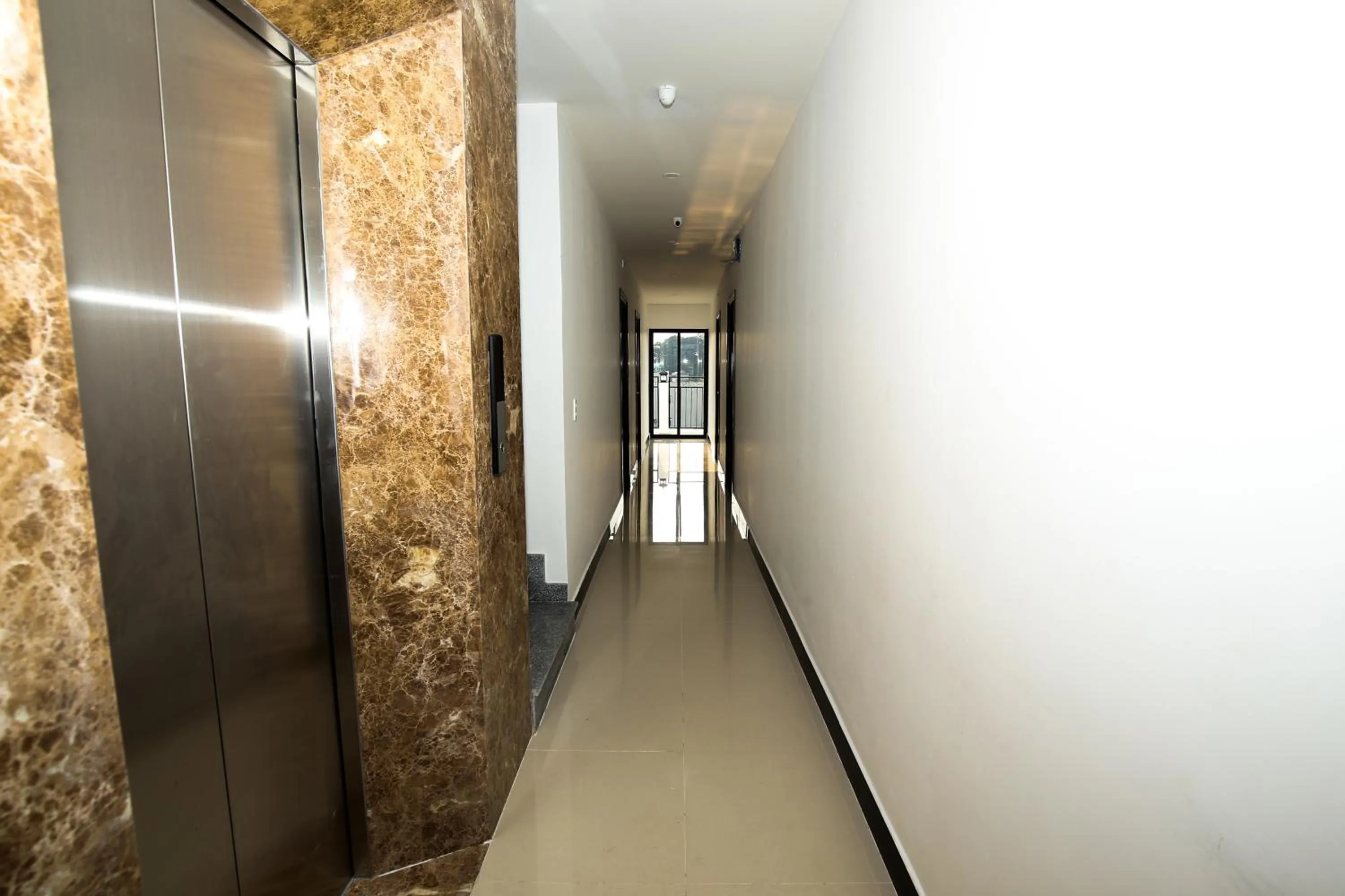 elevator in Thanh Vy Hotel