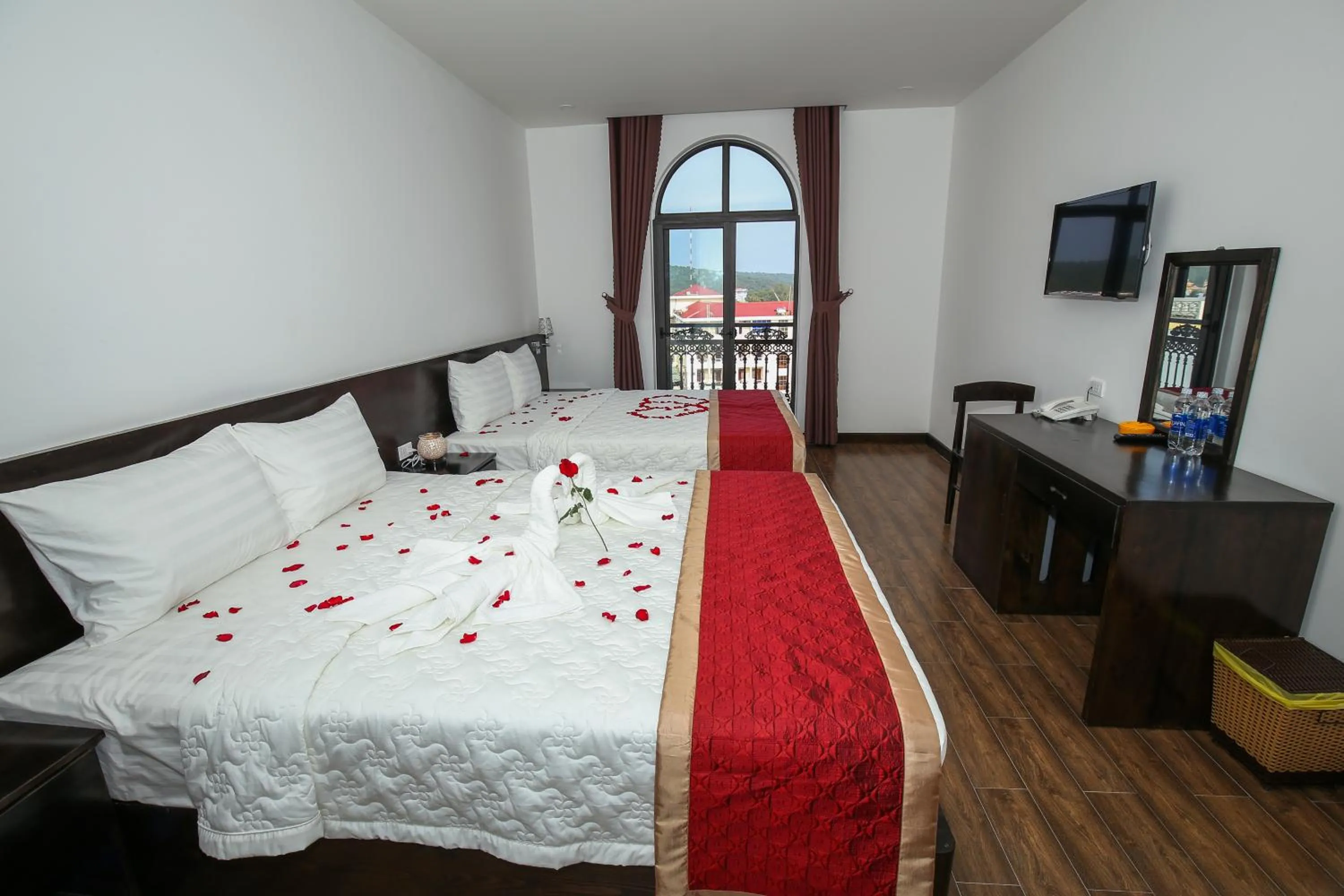 Quadruple Room with Sea View in Thanh Vy Hotel