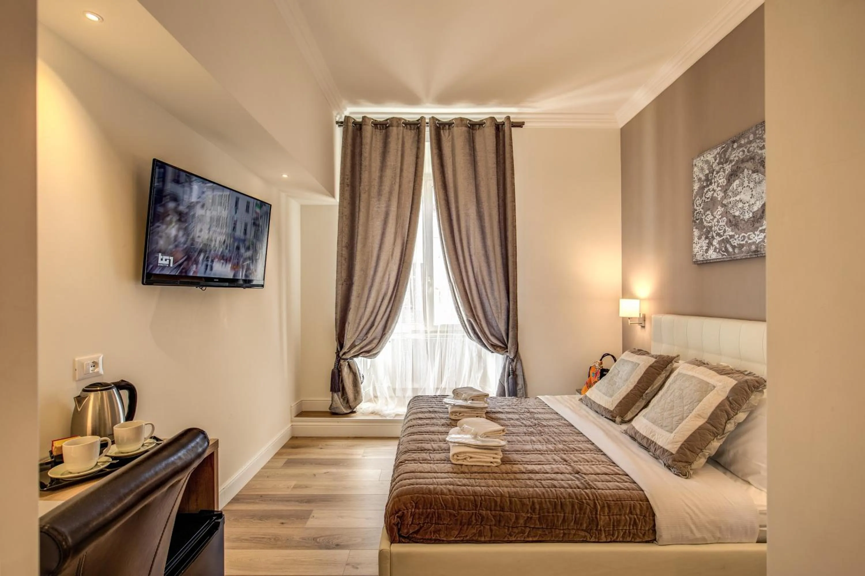 Bed in Chester Suites