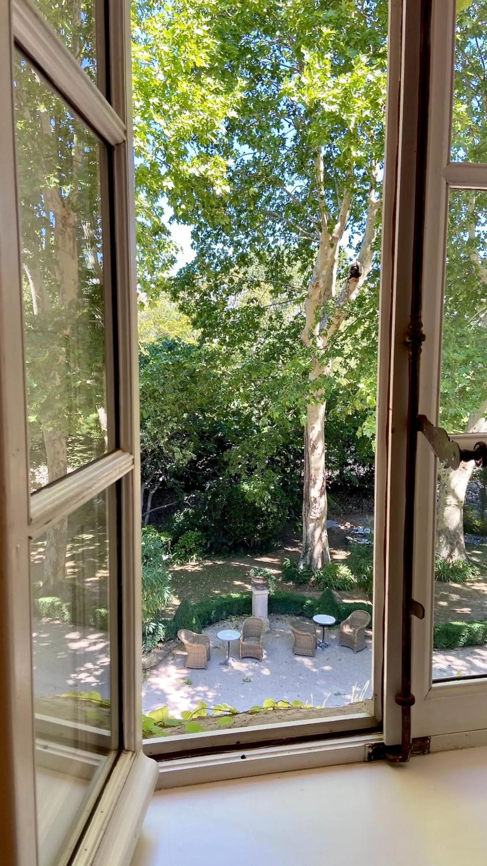 View (from property/room) in B&B Maison d'Hôtes - Château de Jouques