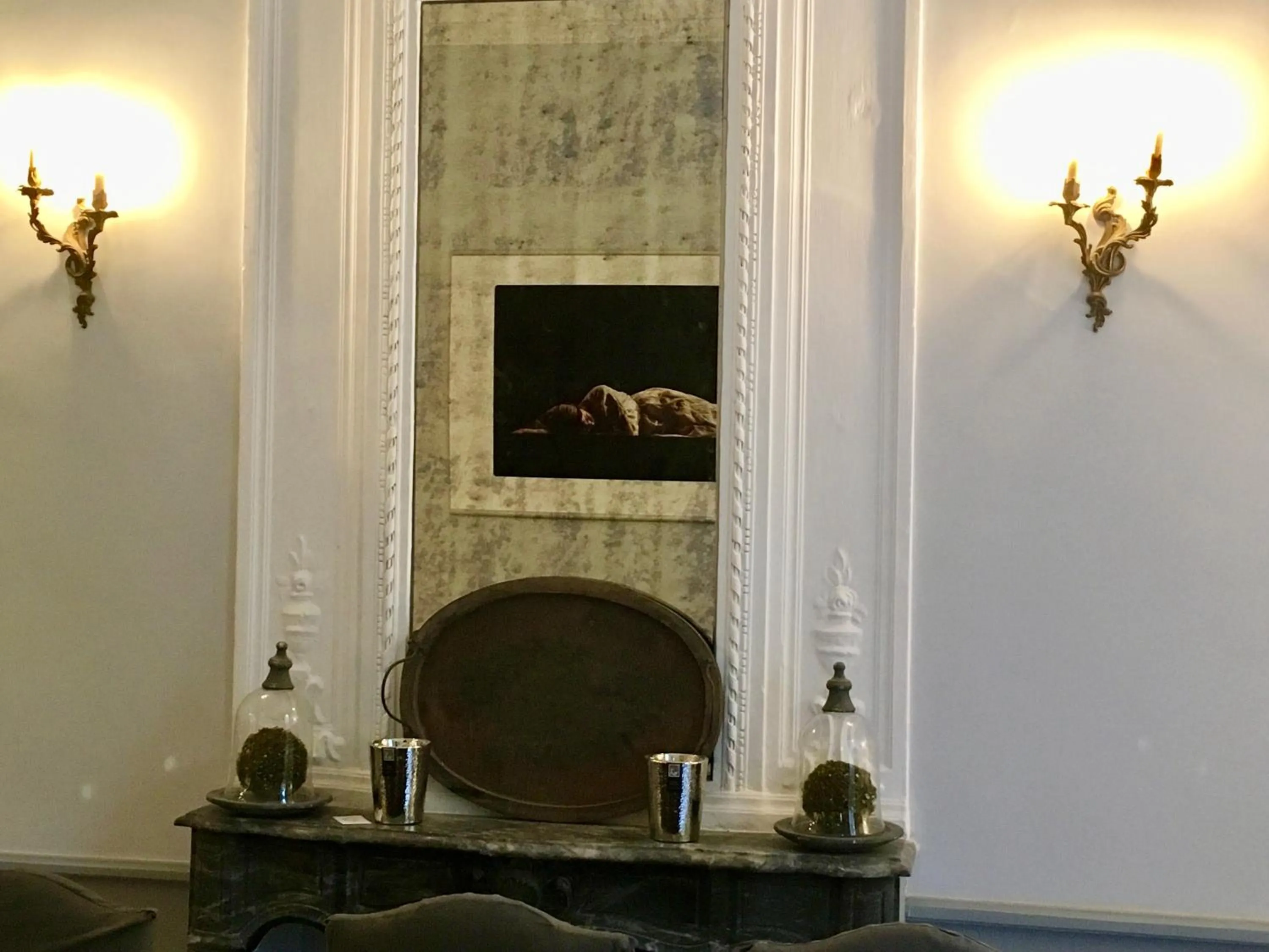 Communal kitchen in B&B Maison d'Hôtes - Château de Jouques