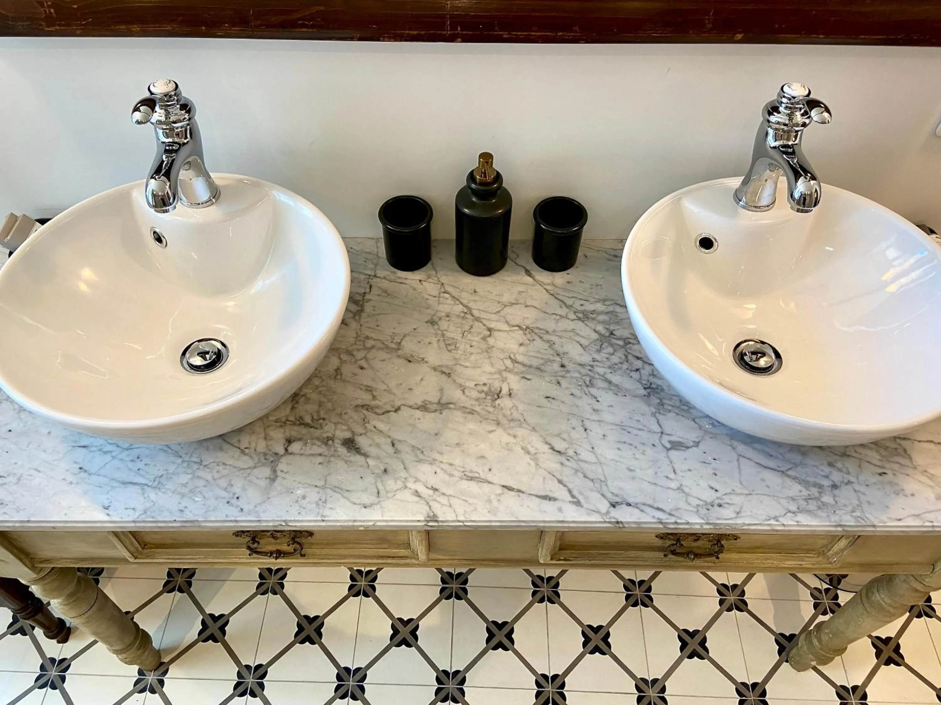 Property building in B&B Maison d'Hôtes - Château de Jouques