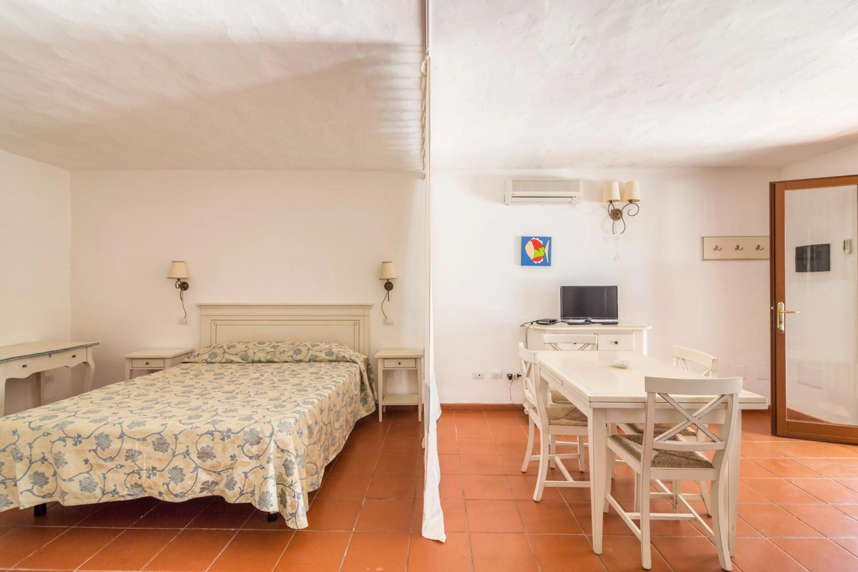 Bedroom, Bed in White Sand Residence