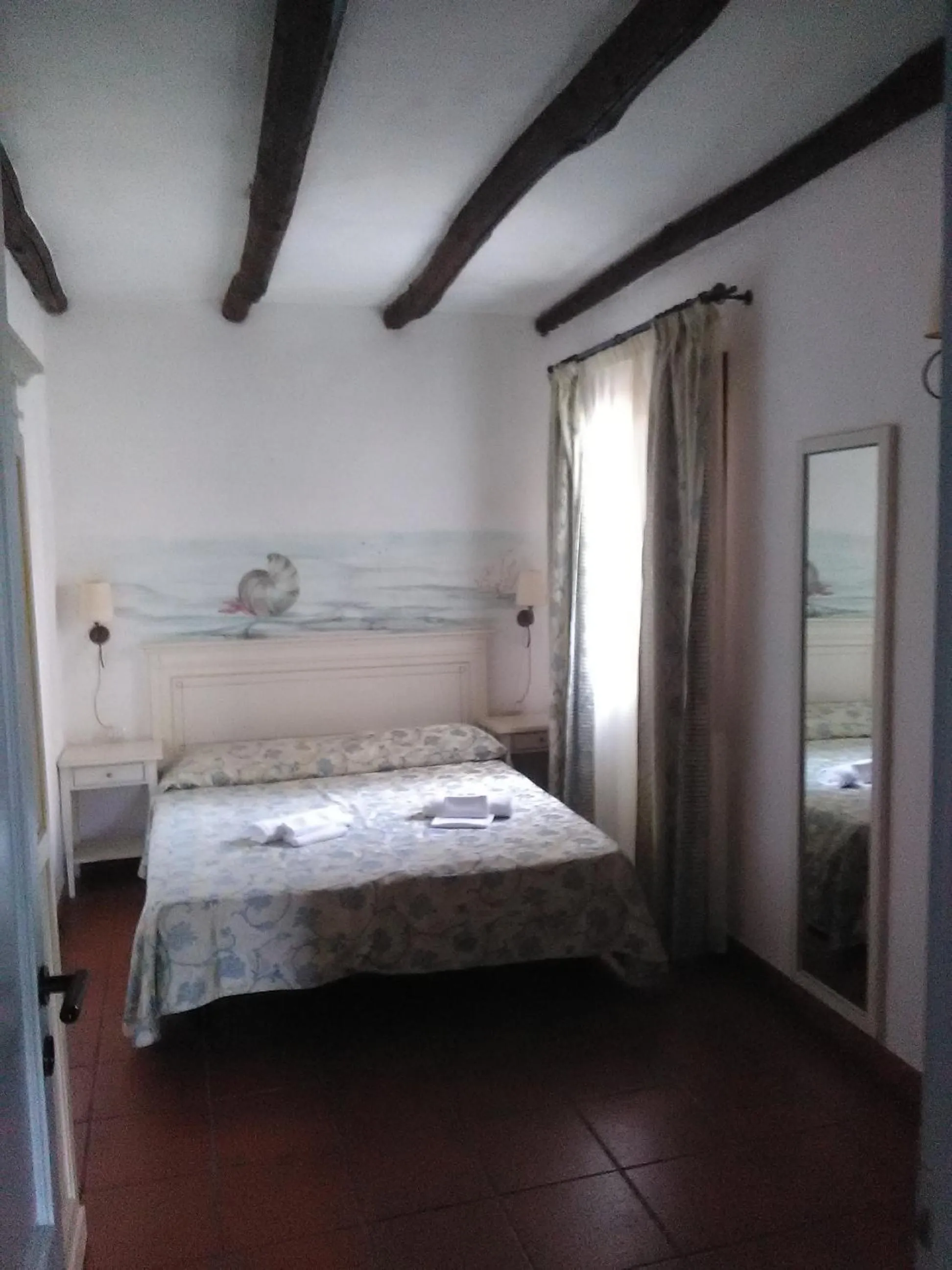 Photo of the whole room, Bed in White Sand Residence