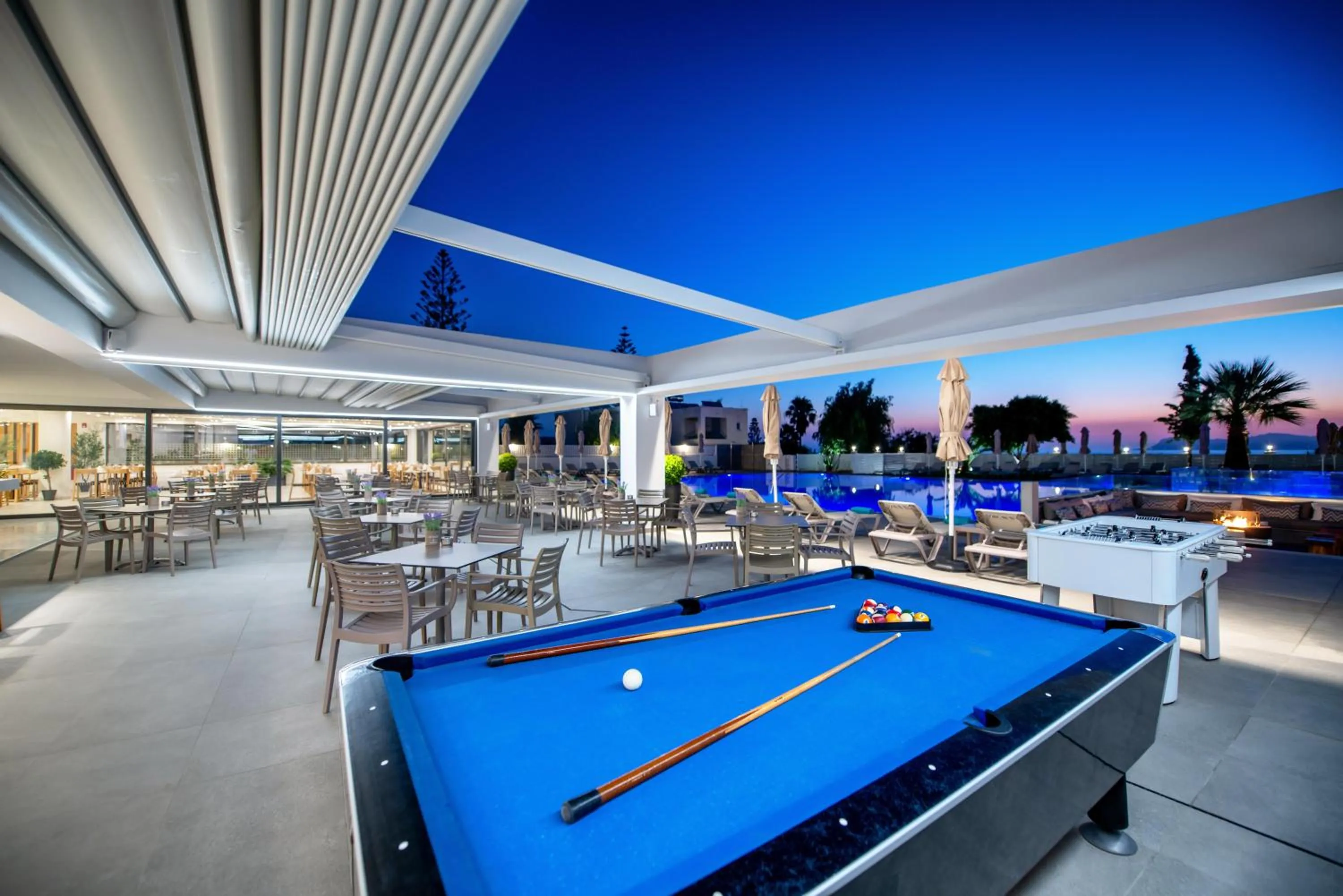 Swimming pool in Dore Boutique Hotel