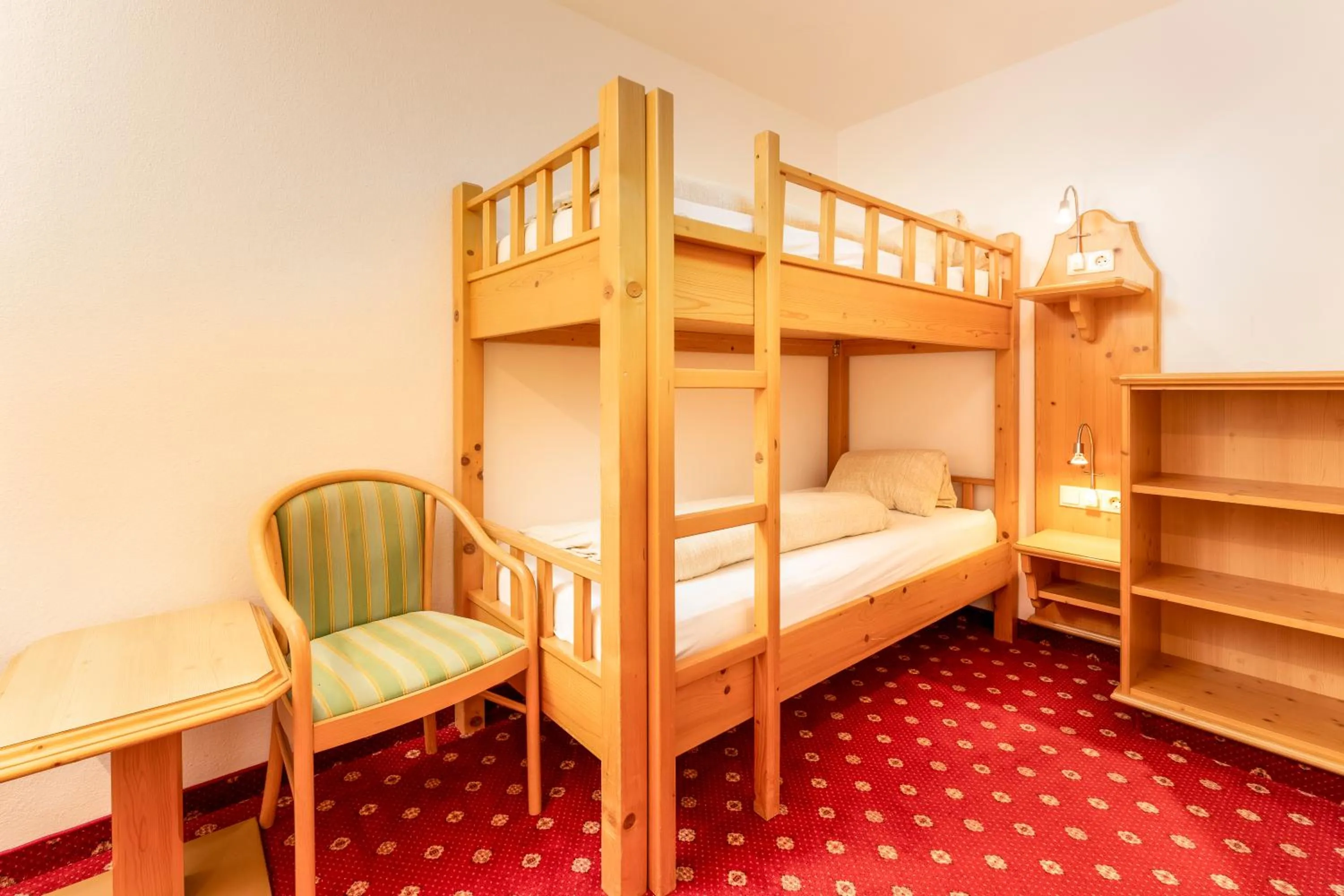 Photo of the whole room, Bed in Alpen Wohlfühlhotel Dörflwirt