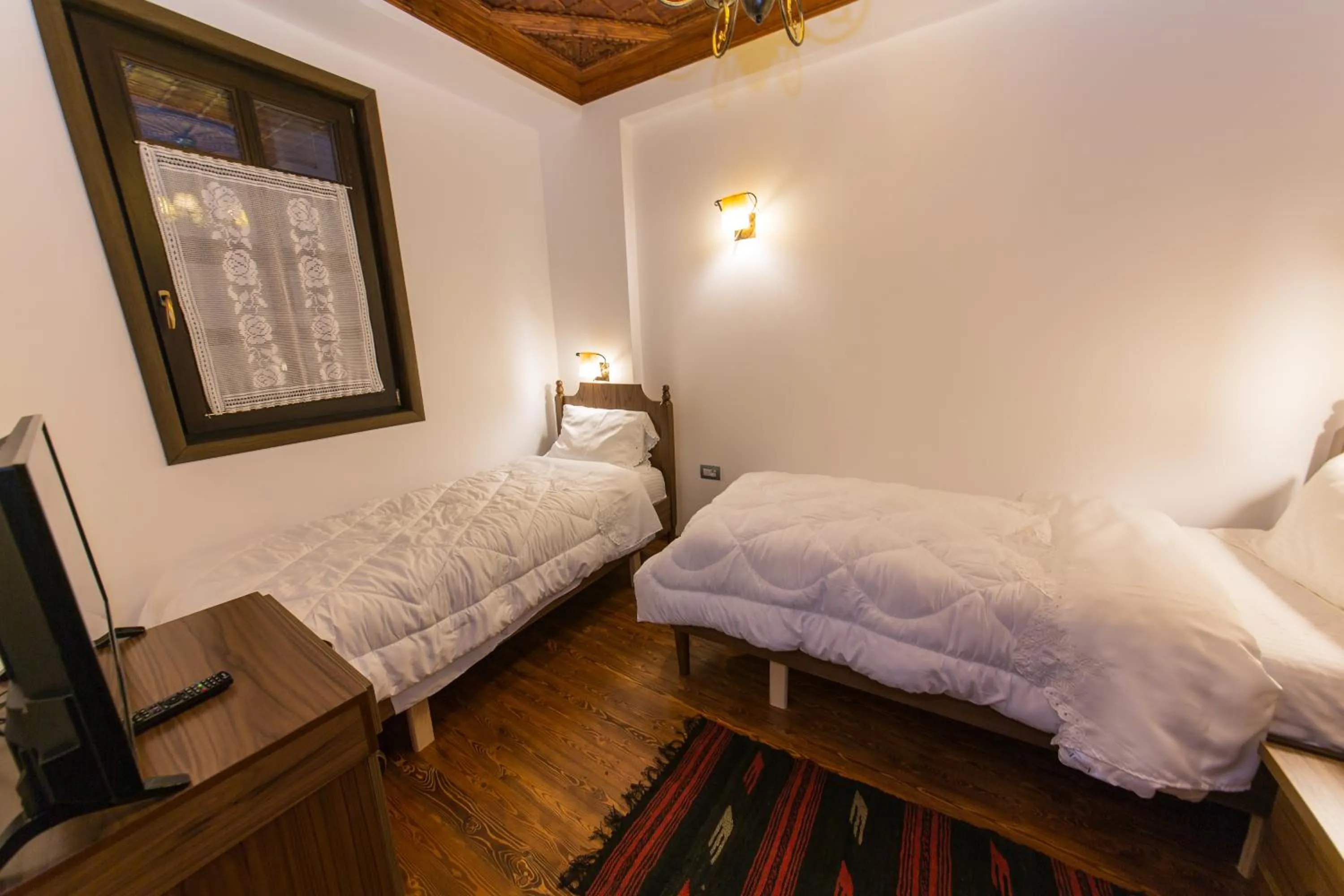 Bedroom, Bed in Hotel Onufri