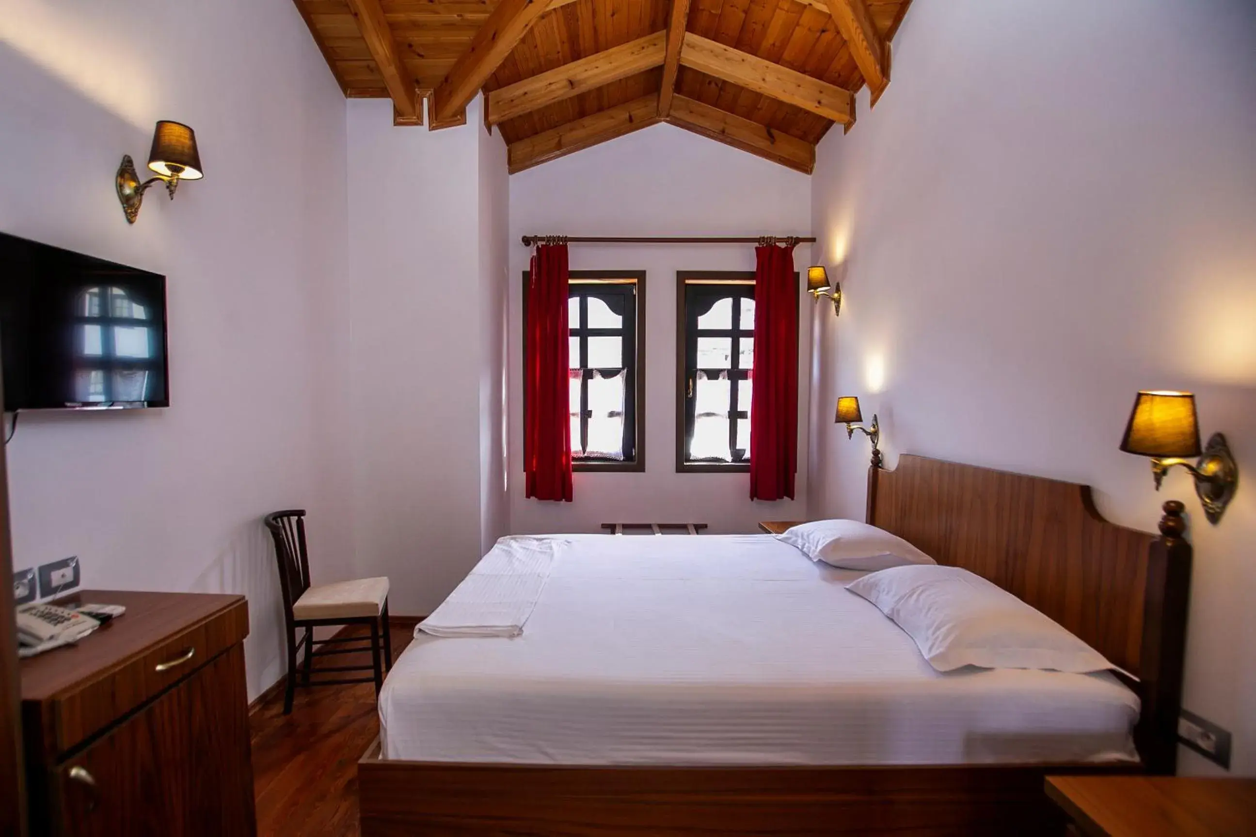 Double Room with City View in Hotel Onufri Double Room with City View in Hotel Onufri