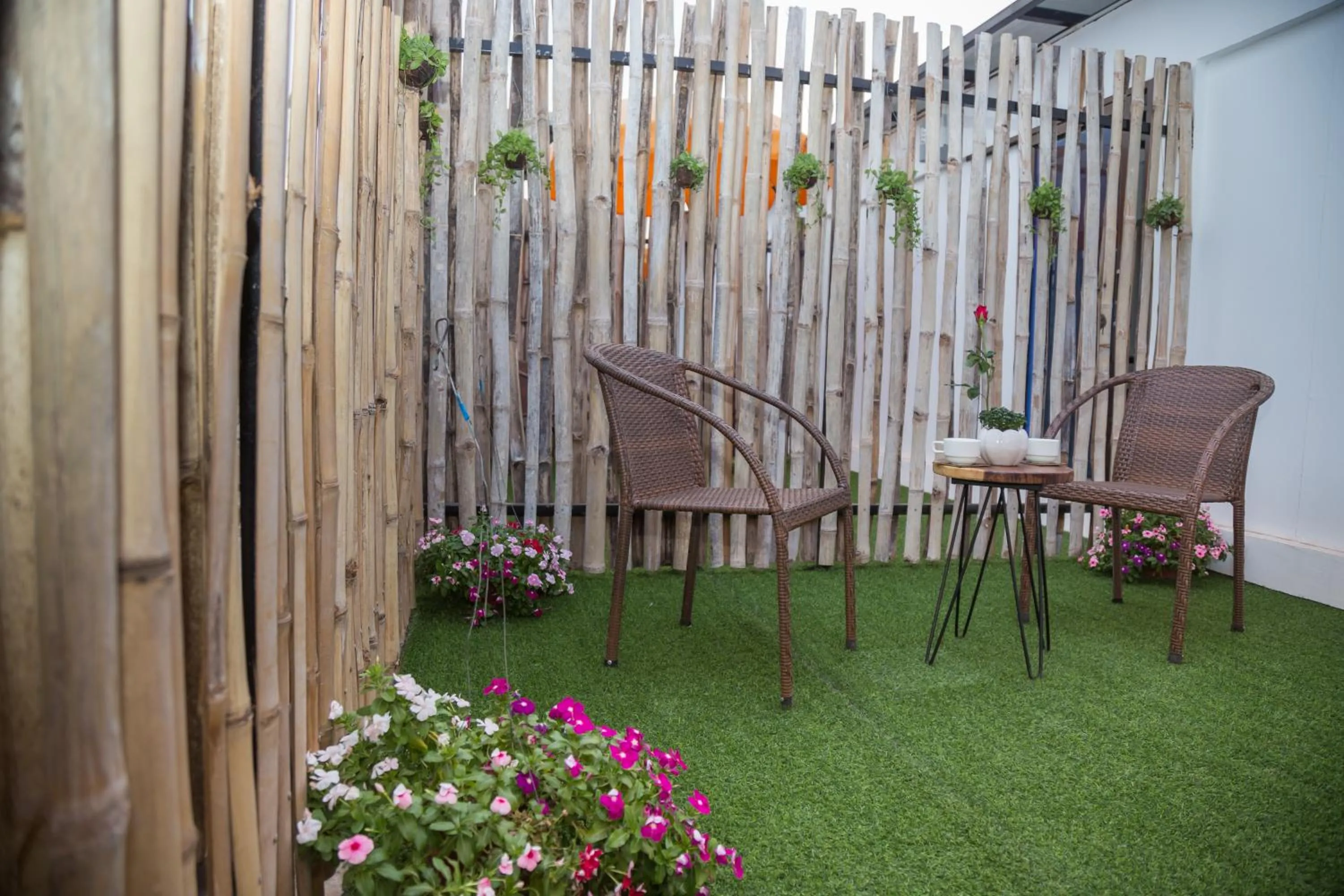 Garden in Summer Bliss Boutique