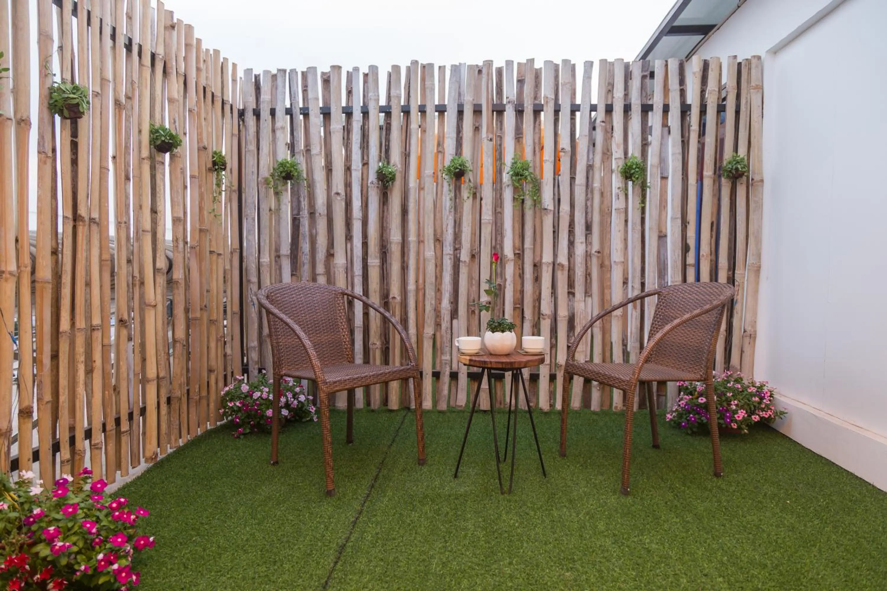 Garden in Summer Bliss Boutique