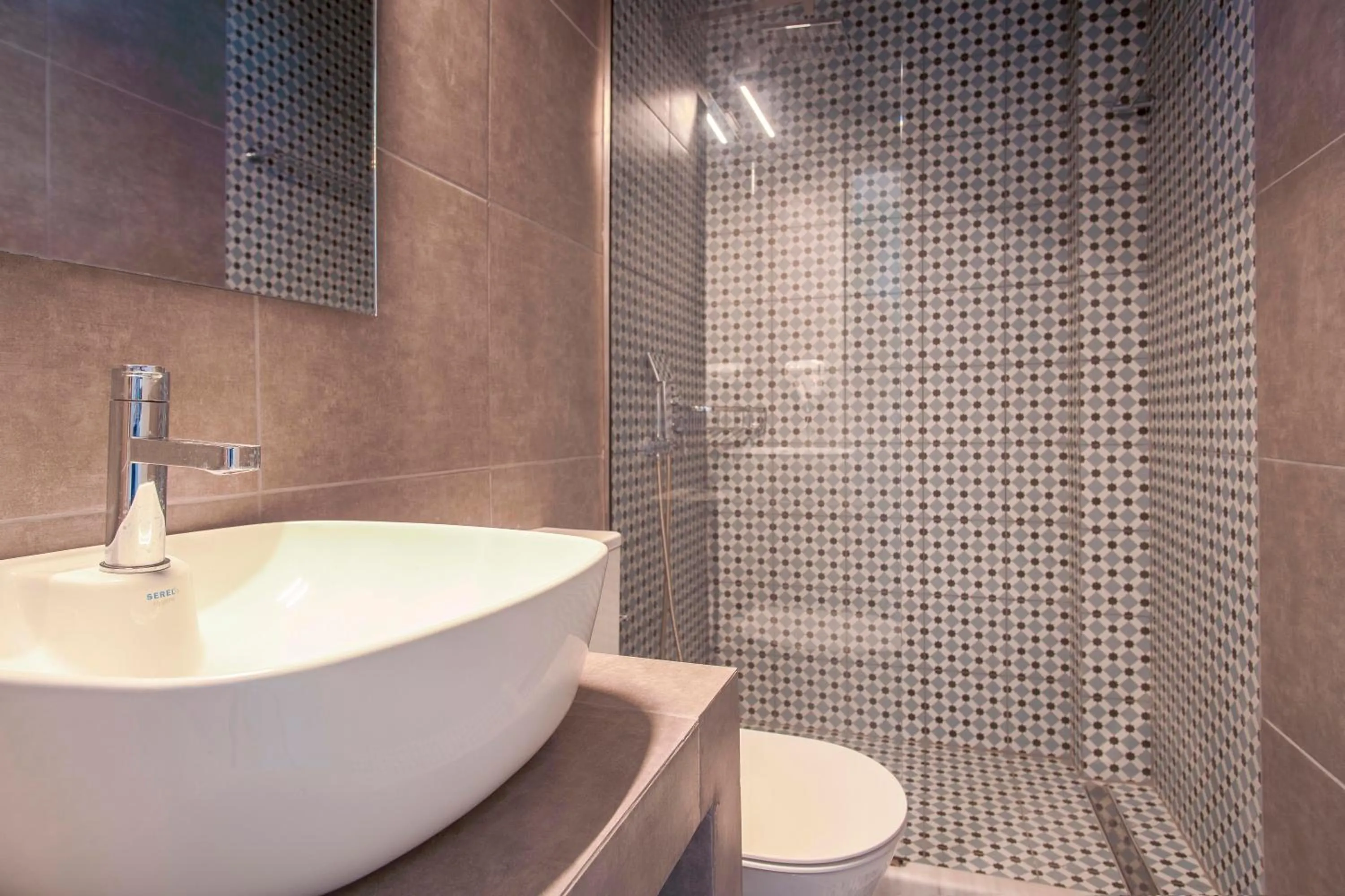 Shower in Armeno Resort