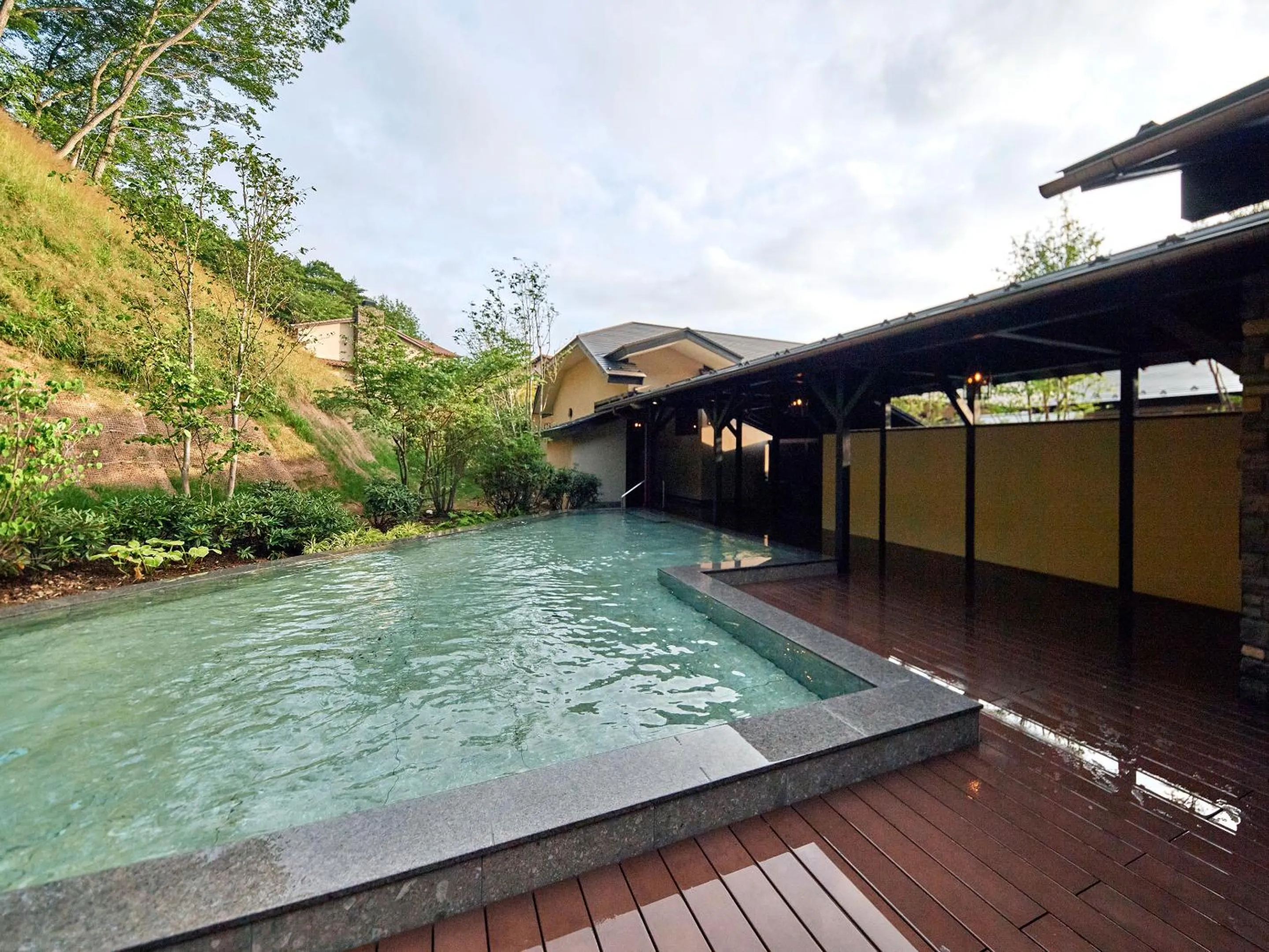 Hot Spring Bath in Le Grand Karuizawa Hotel and Resort