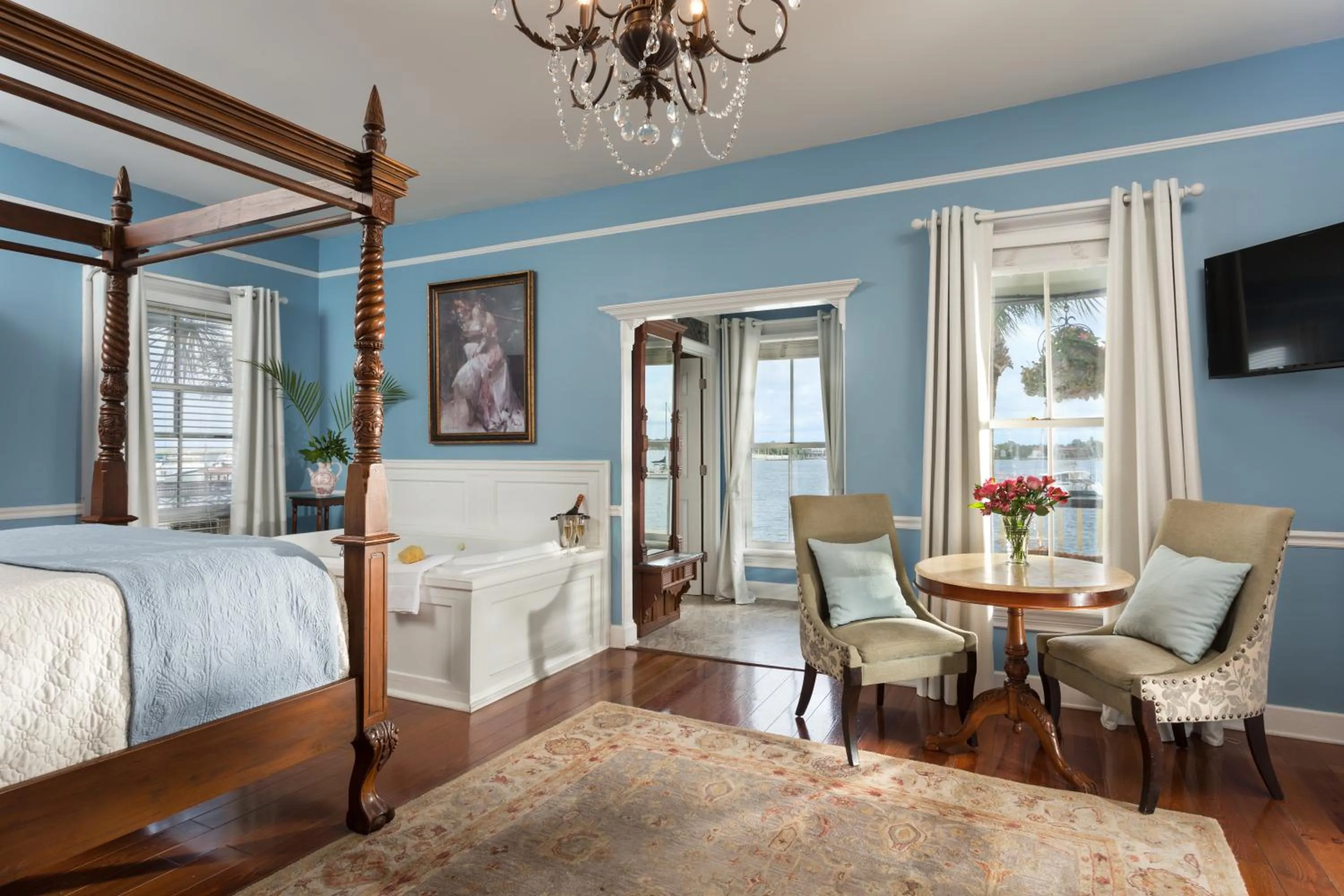 Bed in Bayfront Marin House