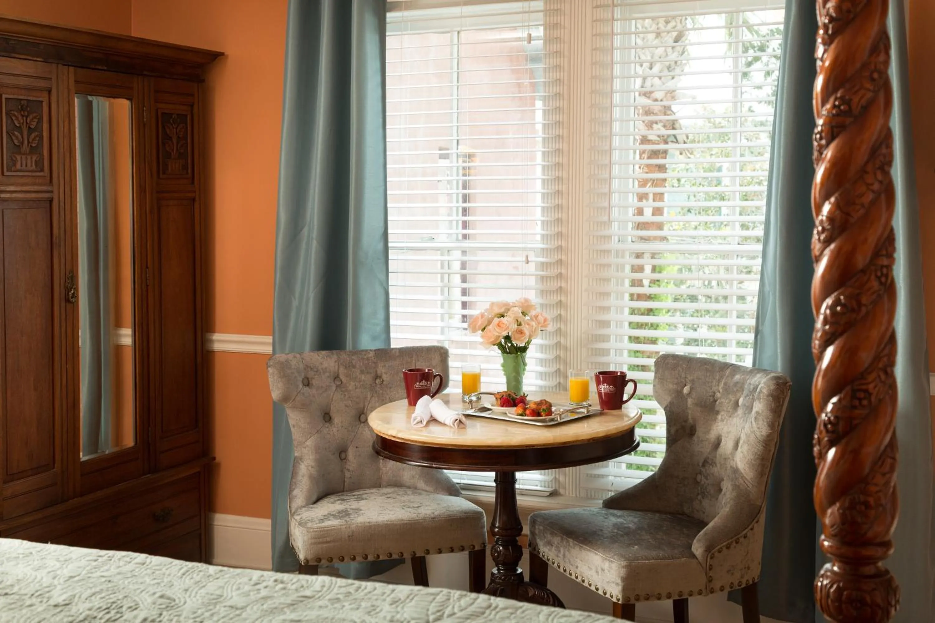 Dining area in Bayfront Marin House