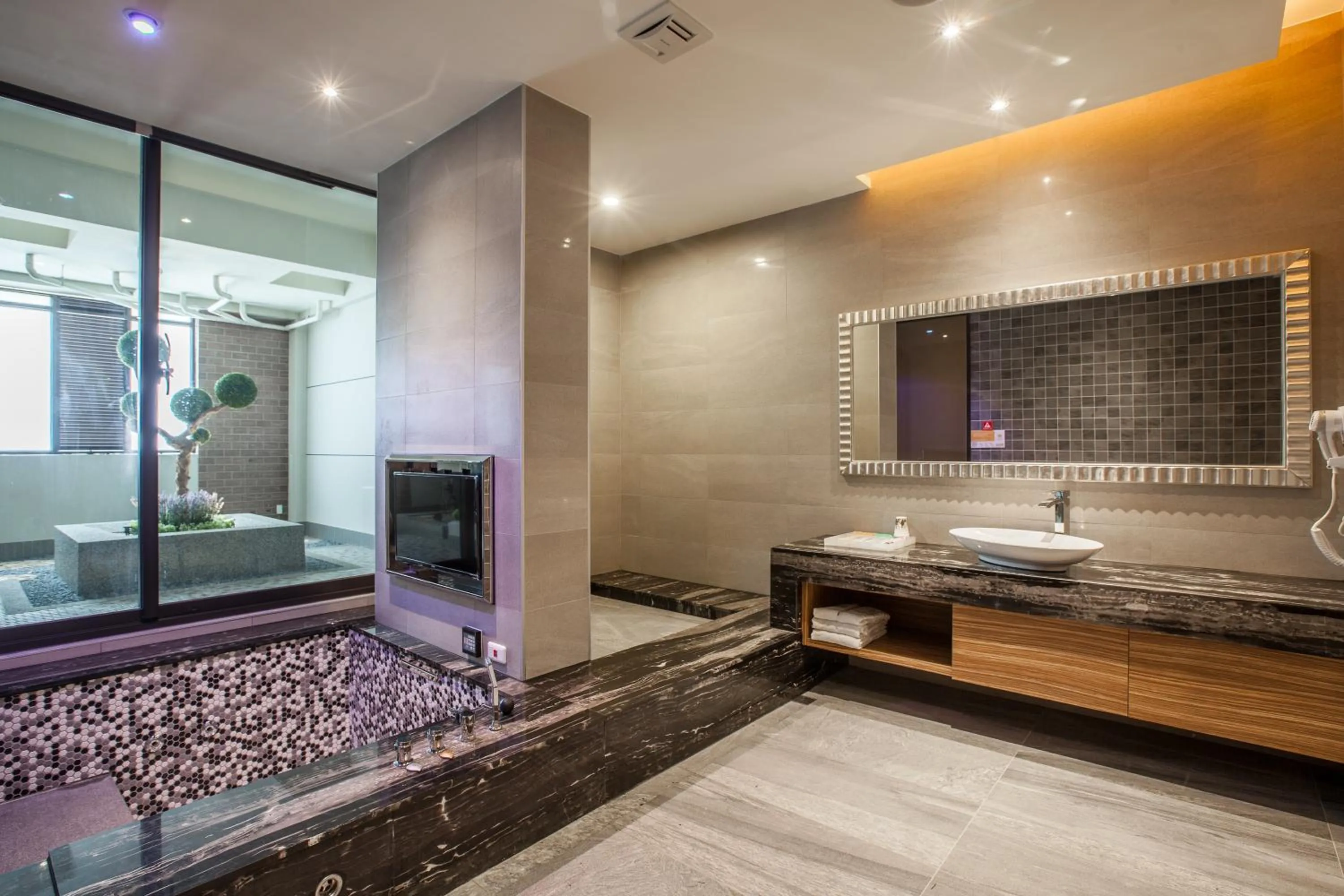 Bathroom in 覓玥精品時尚旅館 Mi Yue Boutique Motel