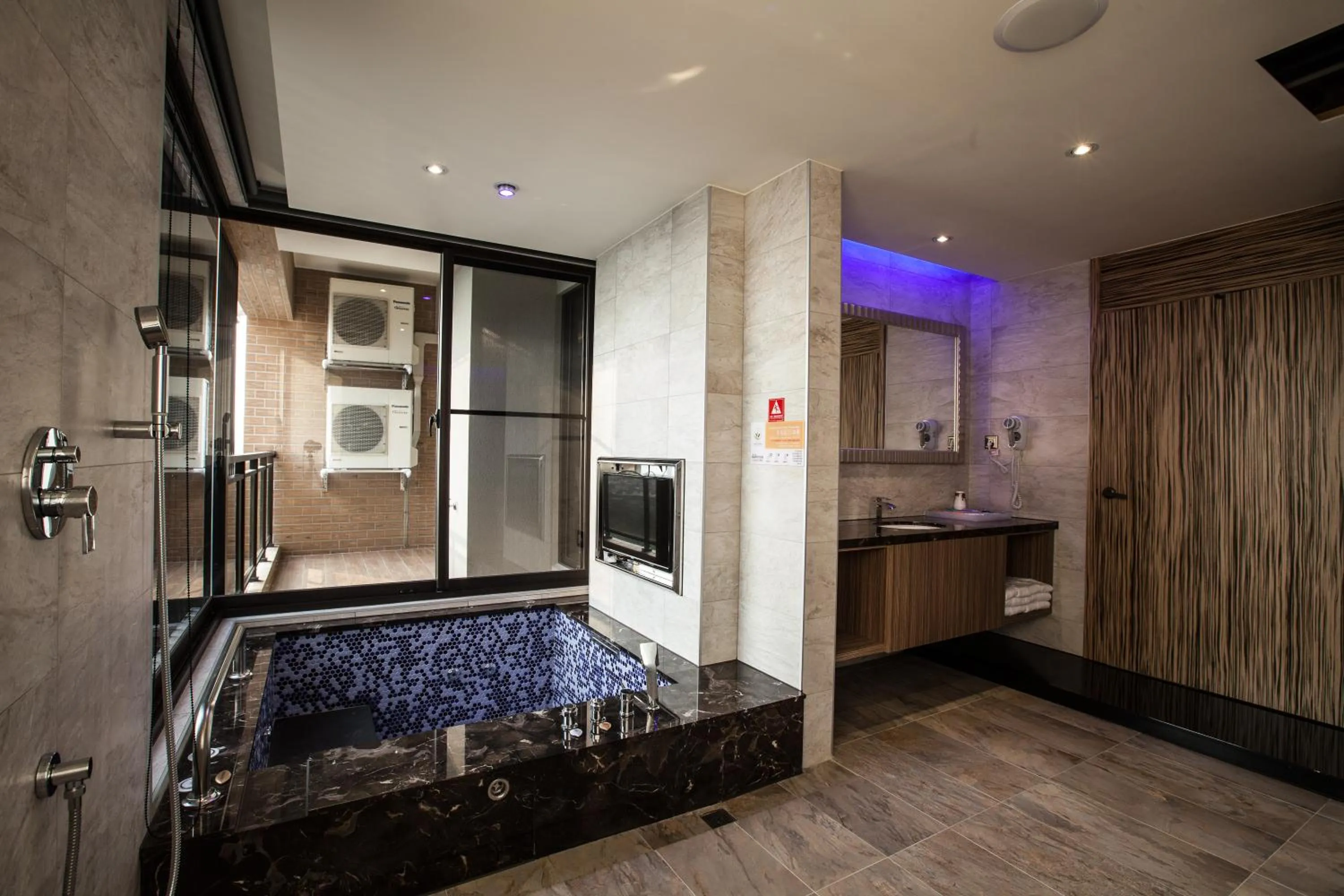 Bathroom in 覓玥精品時尚旅館 Mi Yue Boutique Motel