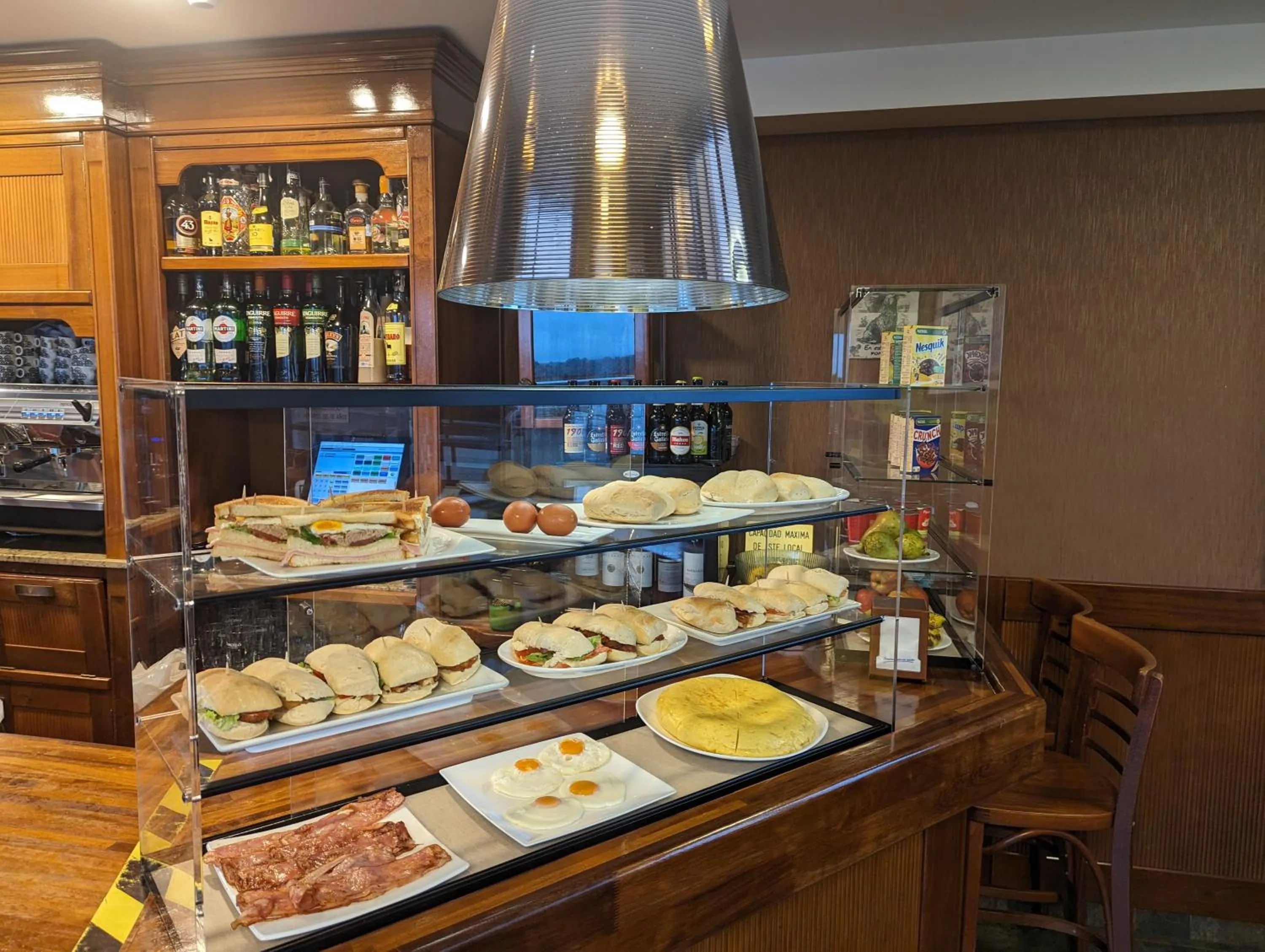 Breakfast in La Colina