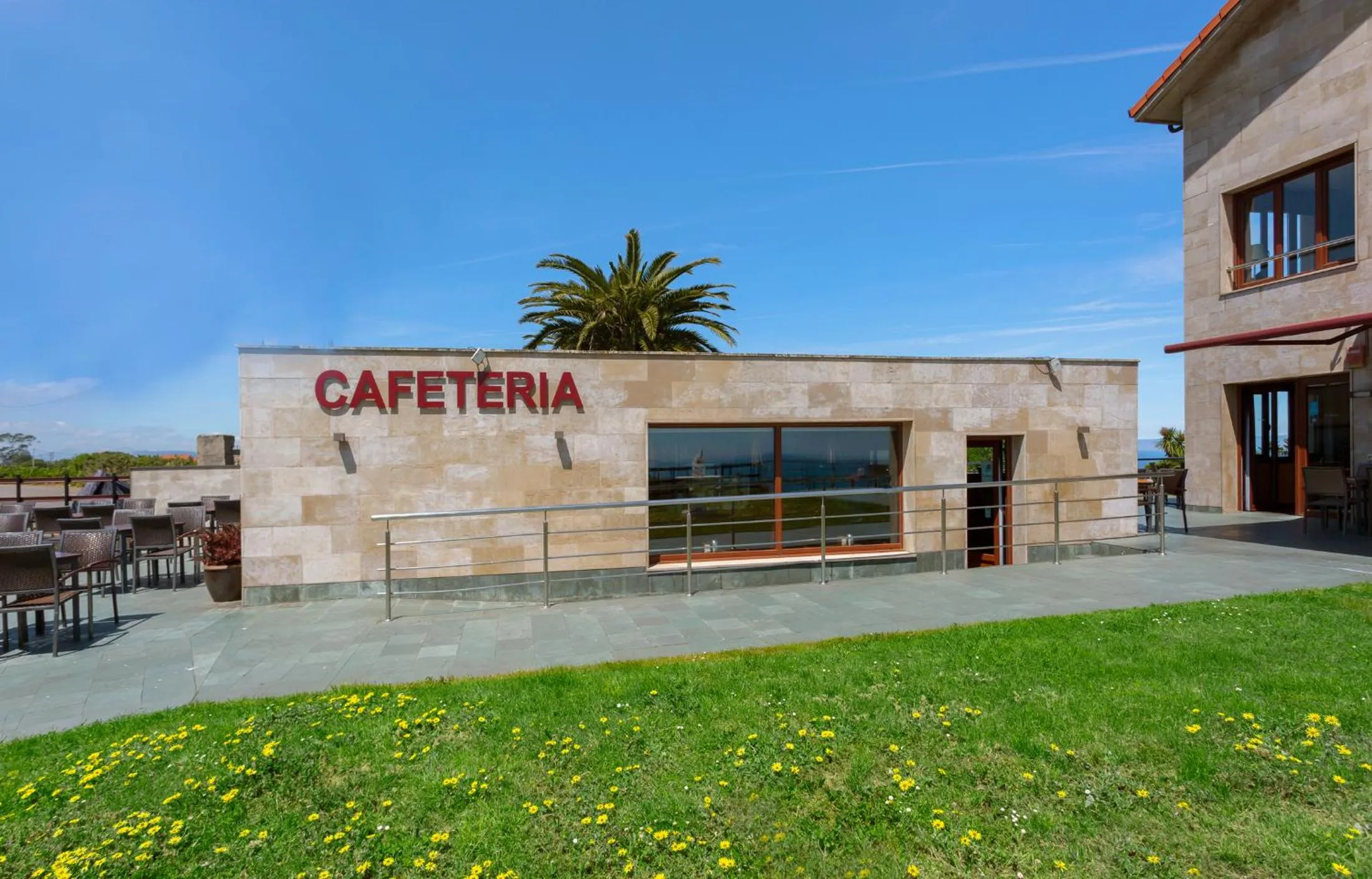 Restaurant/places to eat in La Colina