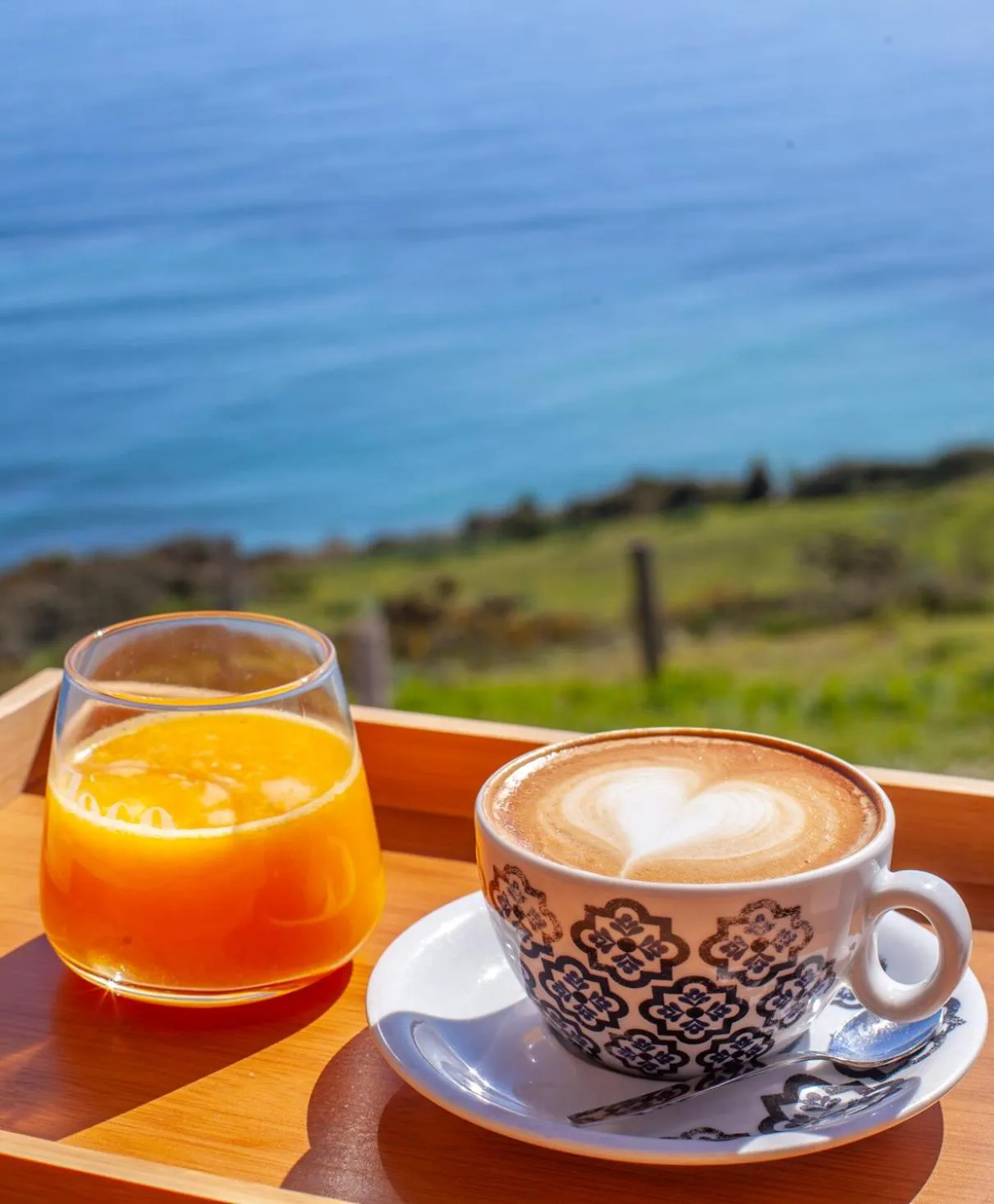 Food and drinks in La Colina