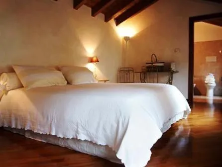 Photo of the whole room, Bed in B&B Casa del Teatro